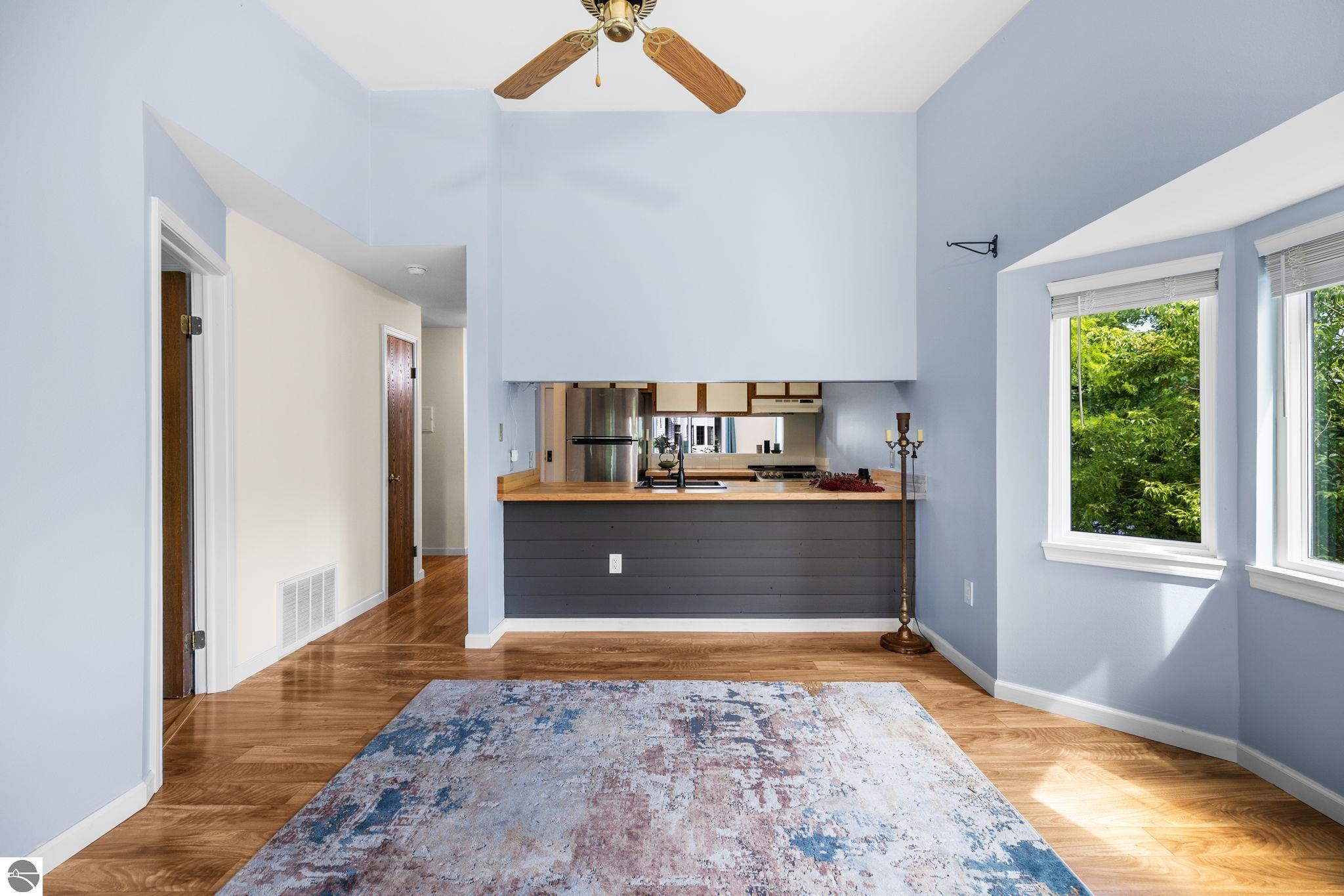 545 Riverine Drive # 201