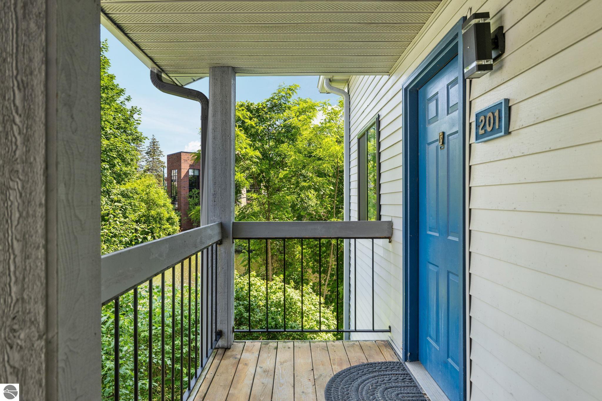 545 Riverine Drive # 201