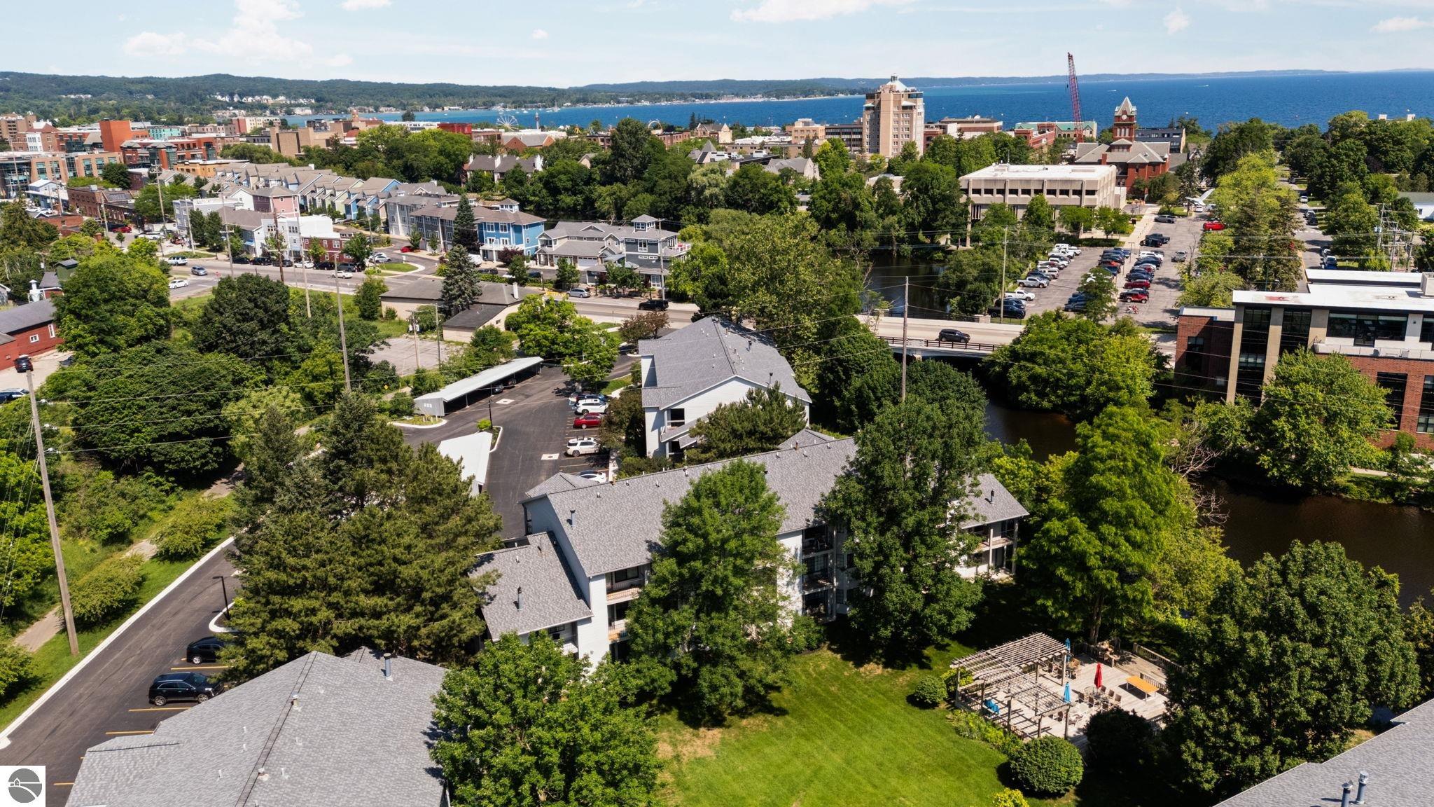 545 Riverine Drive # 201