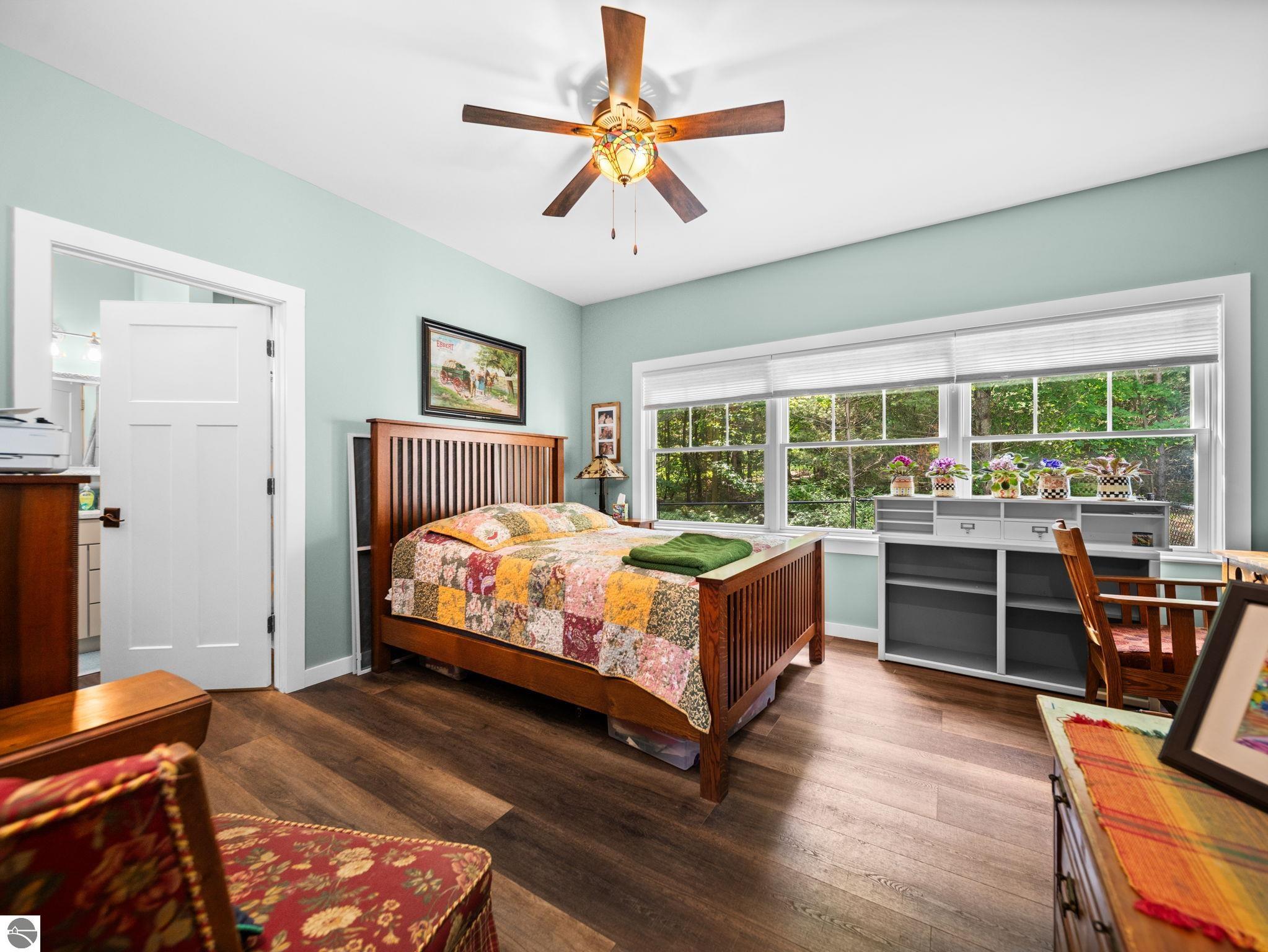 1955 Laurel Lane