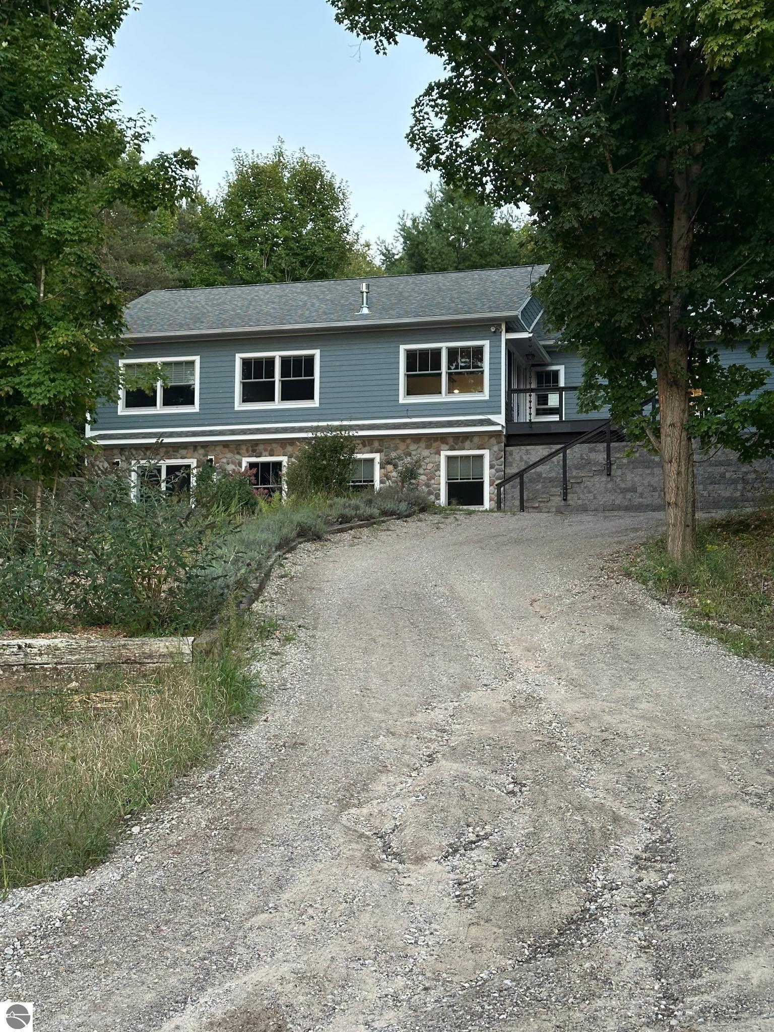 1955 Laurel Lane