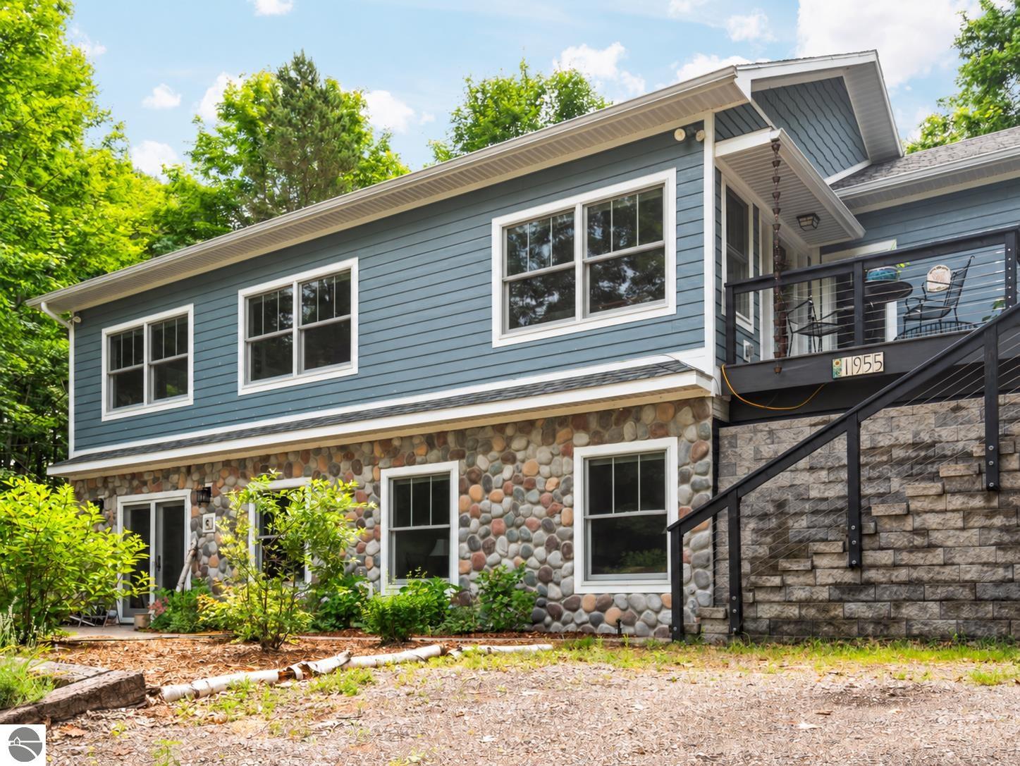 1955 Laurel Lane