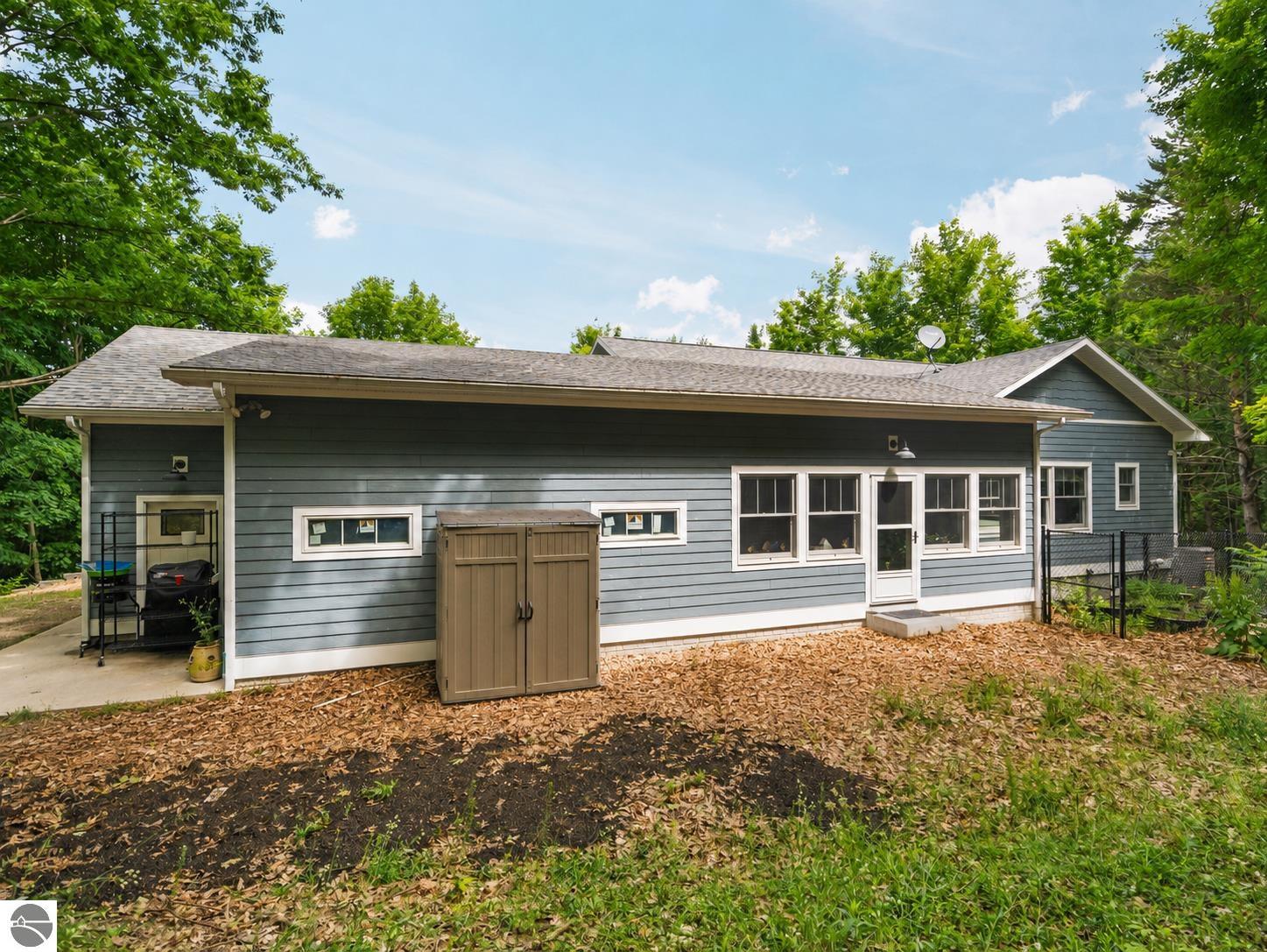 1955 Laurel Lane