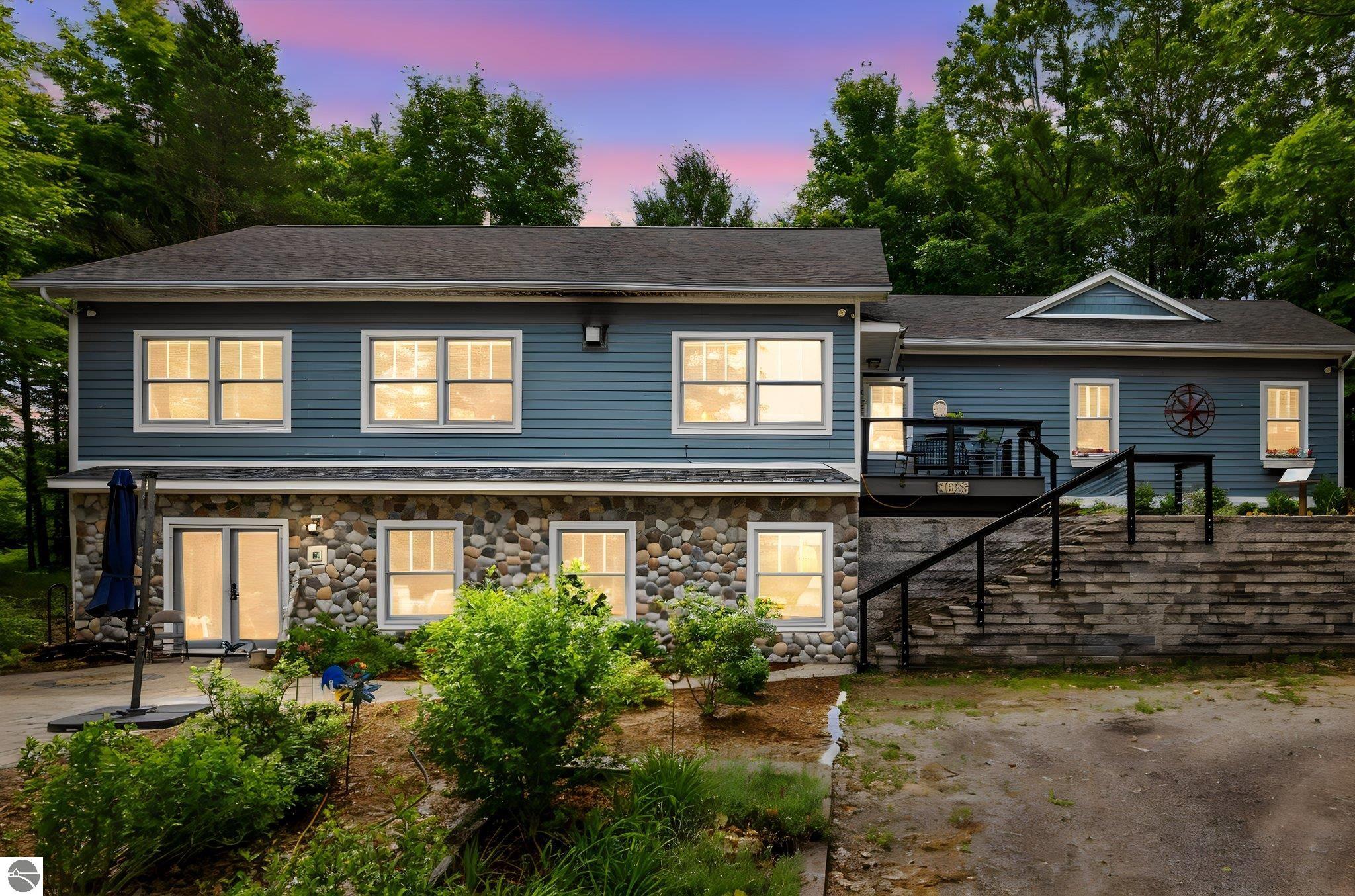 1955 Laurel Lane