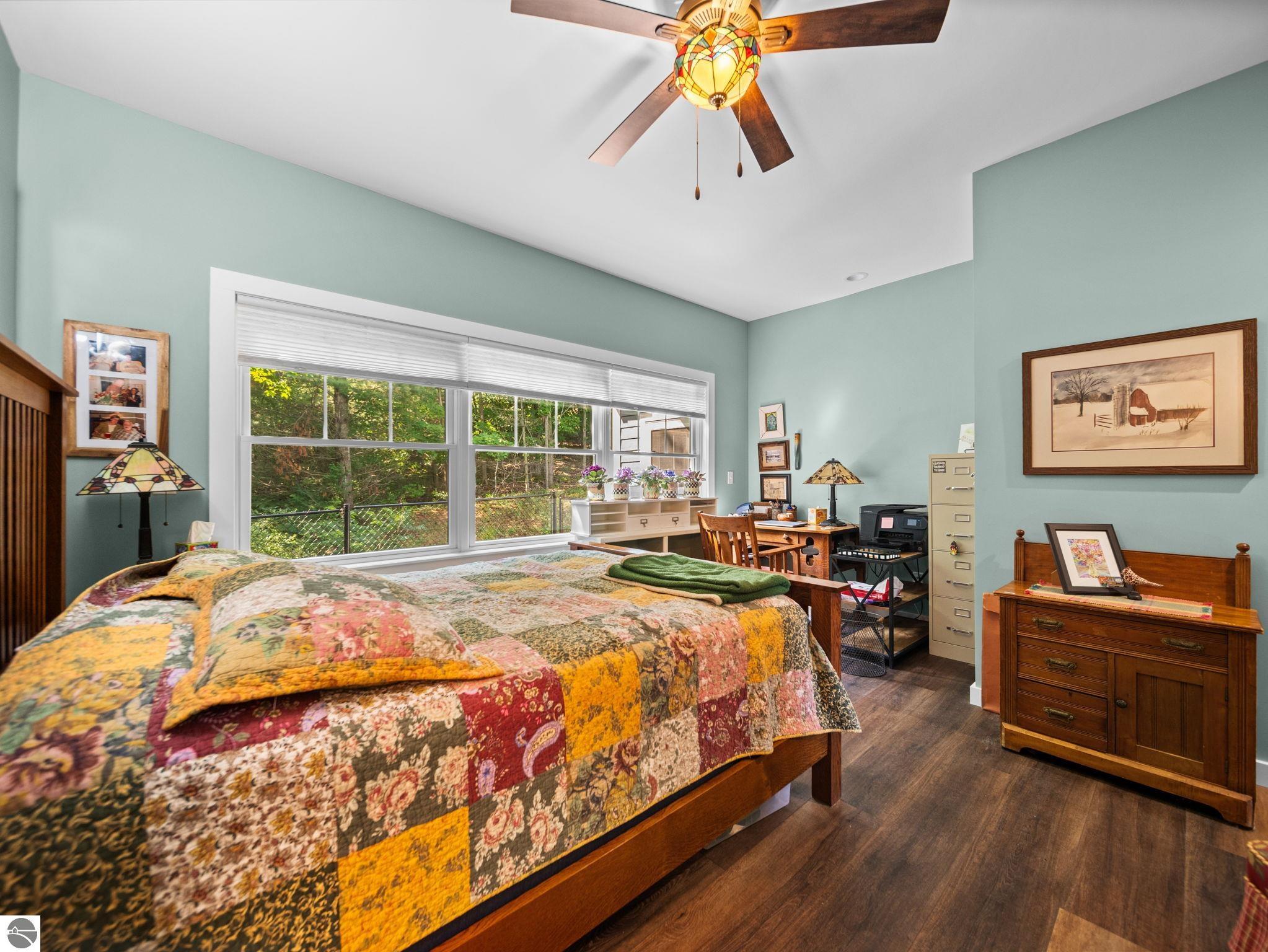 1955 Laurel Lane