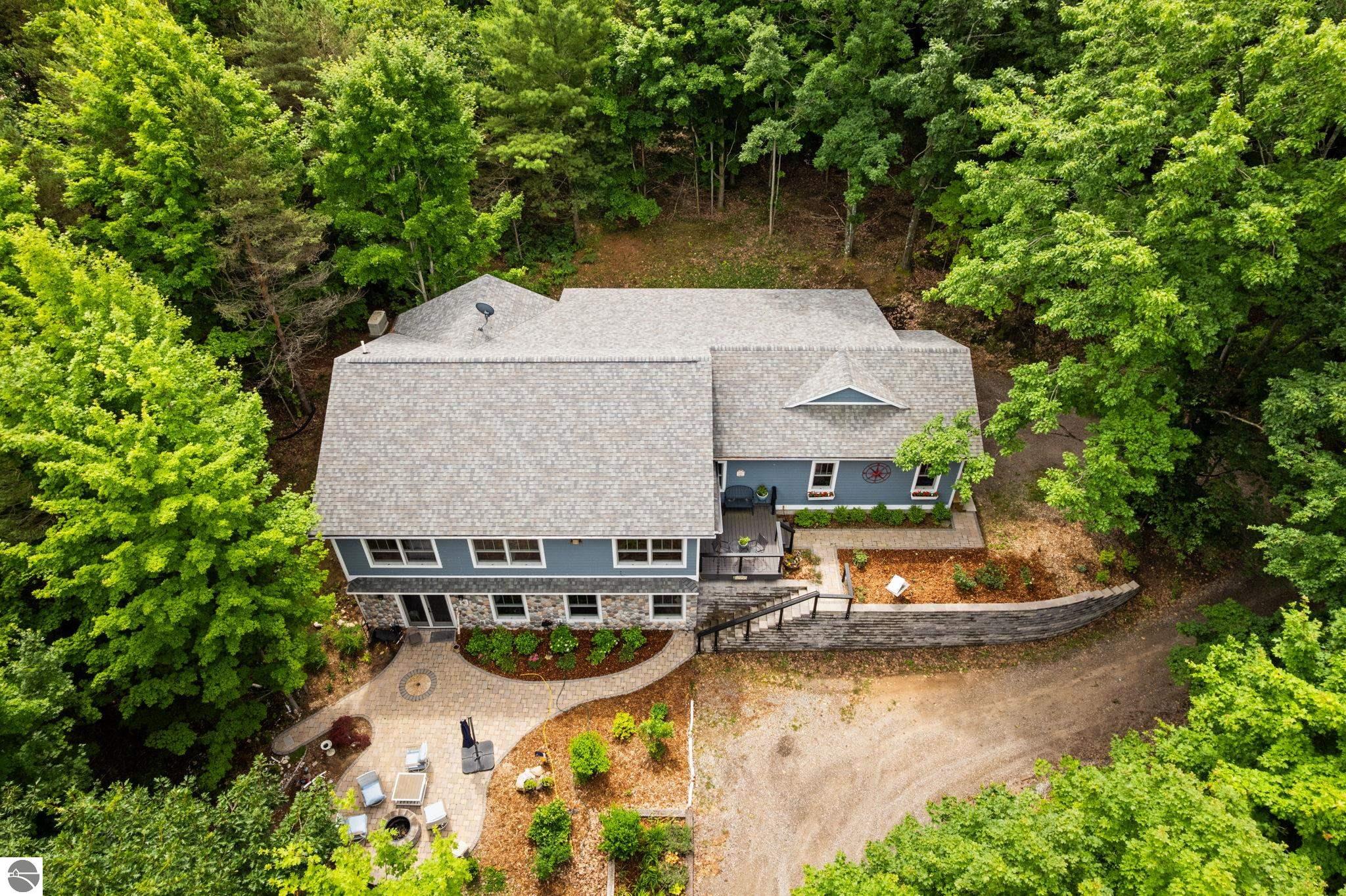 1955 Laurel Lane