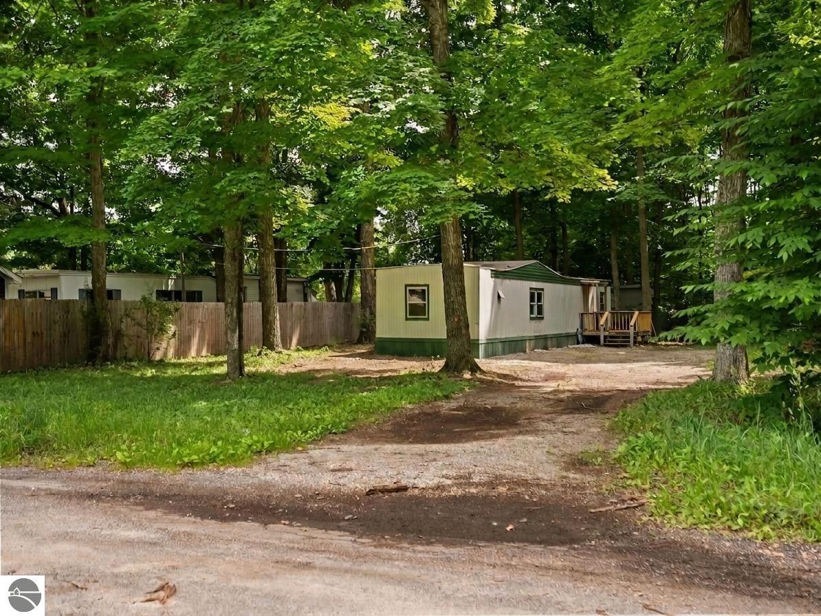 4519 E Mobile Trail