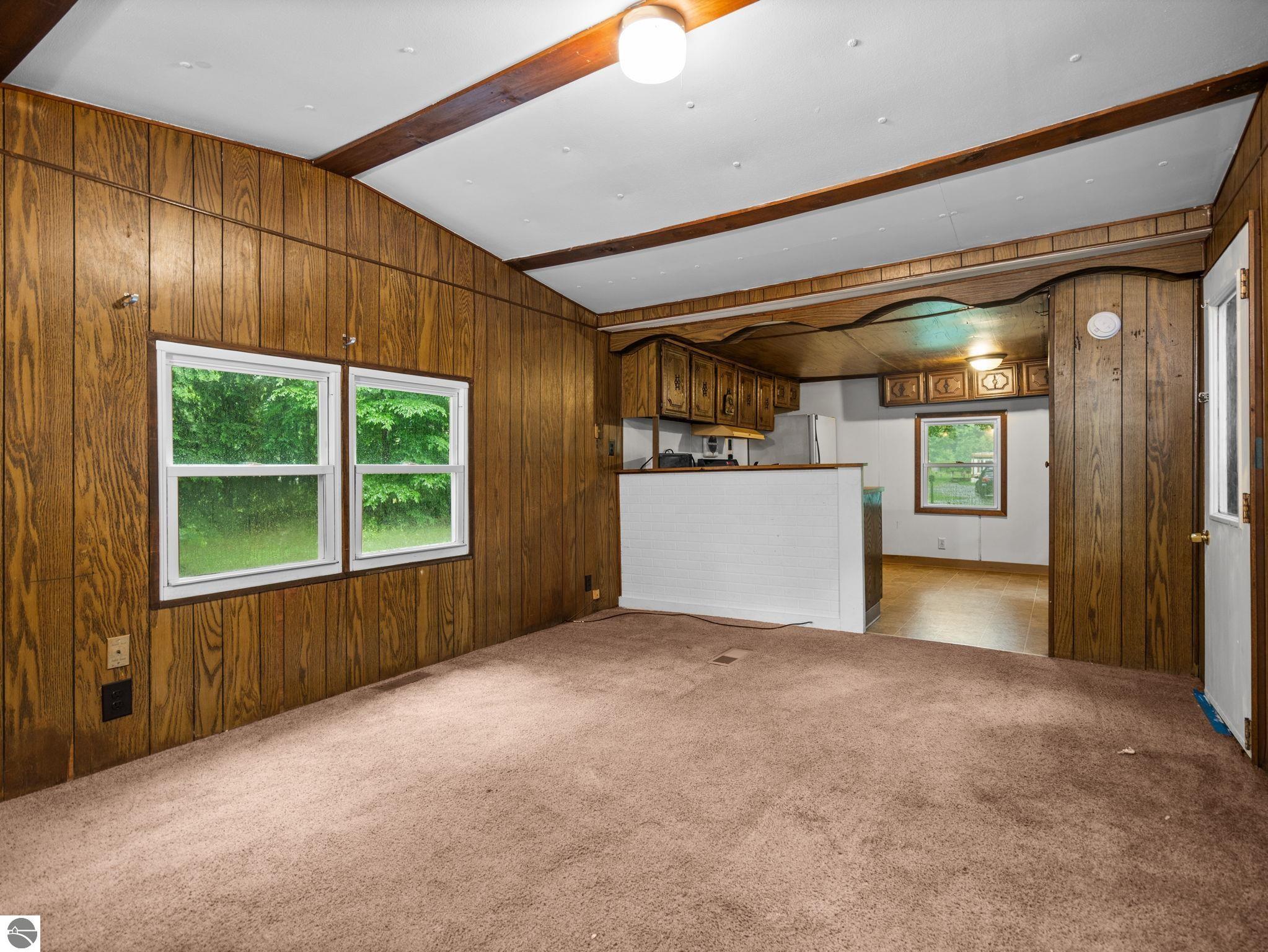 4519 E Mobile Trail