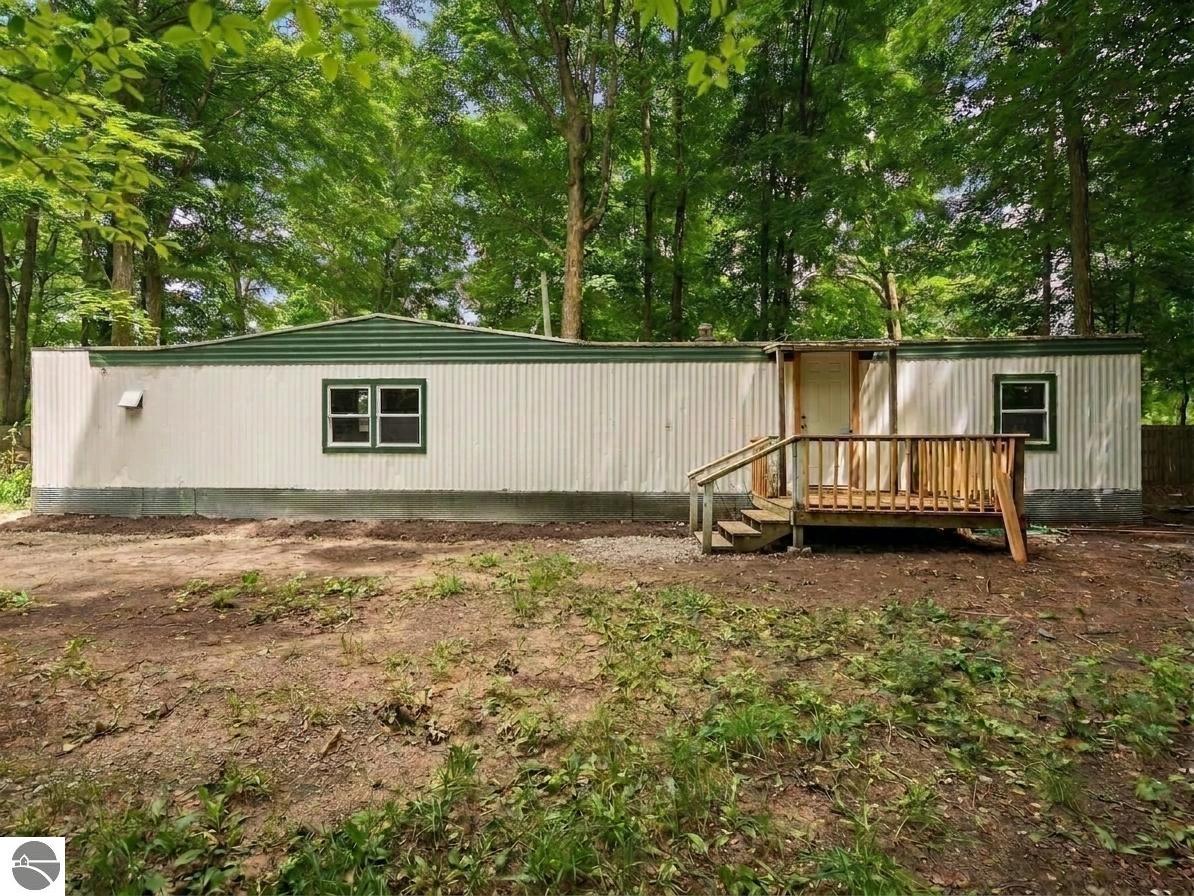 4519 E Mobile Trail