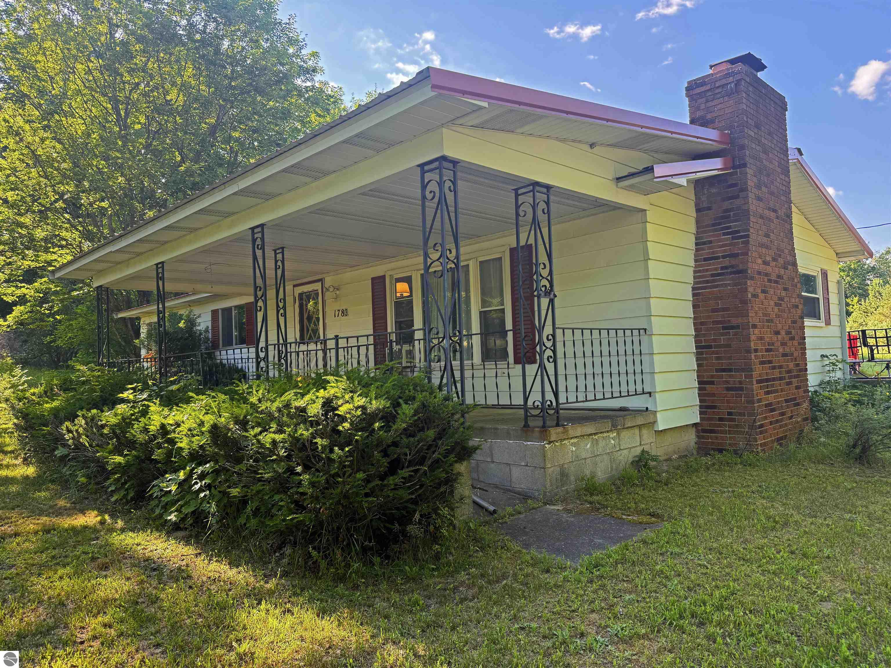 1783 W Sharon Road