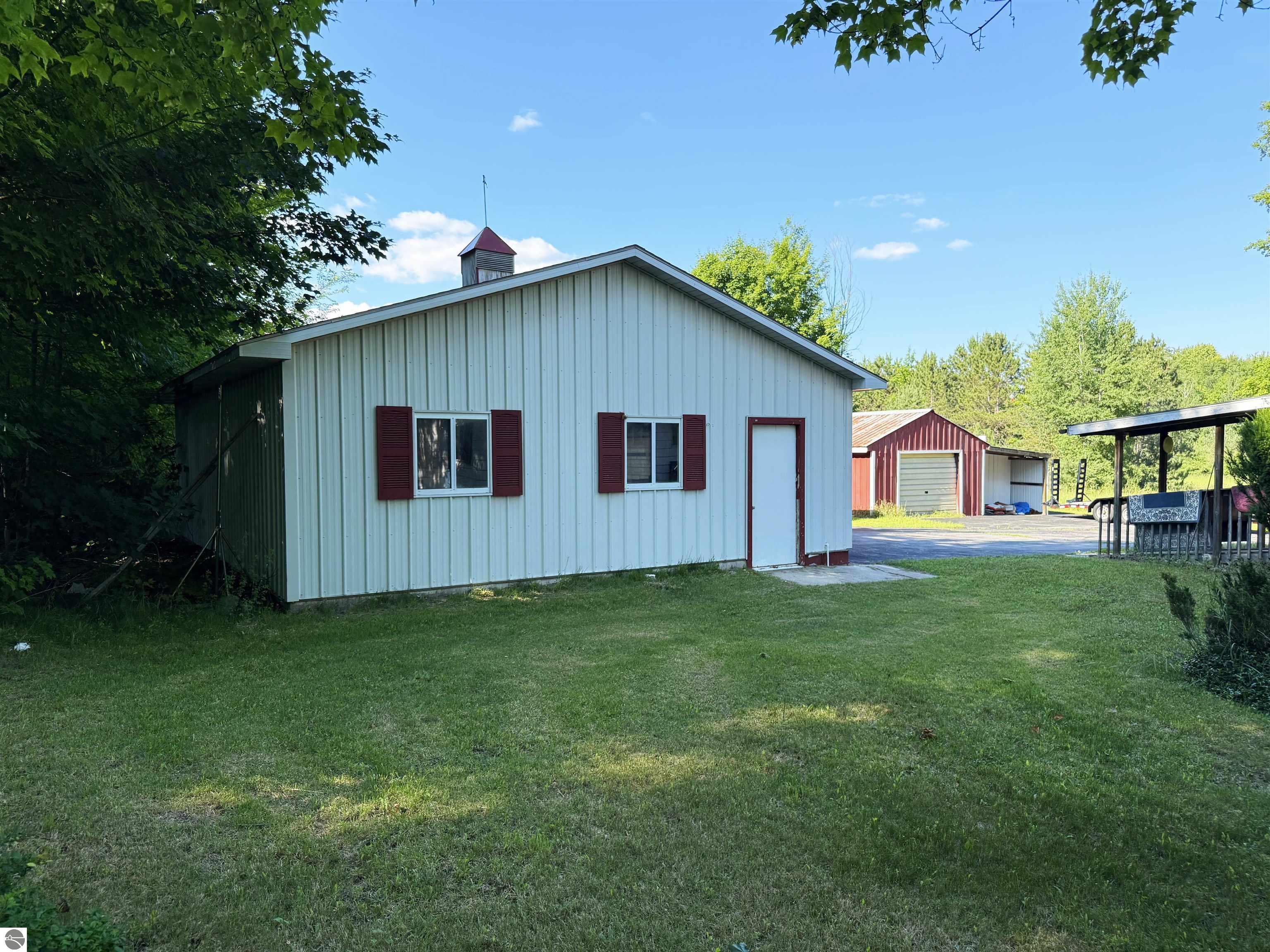 1783 W Sharon Road