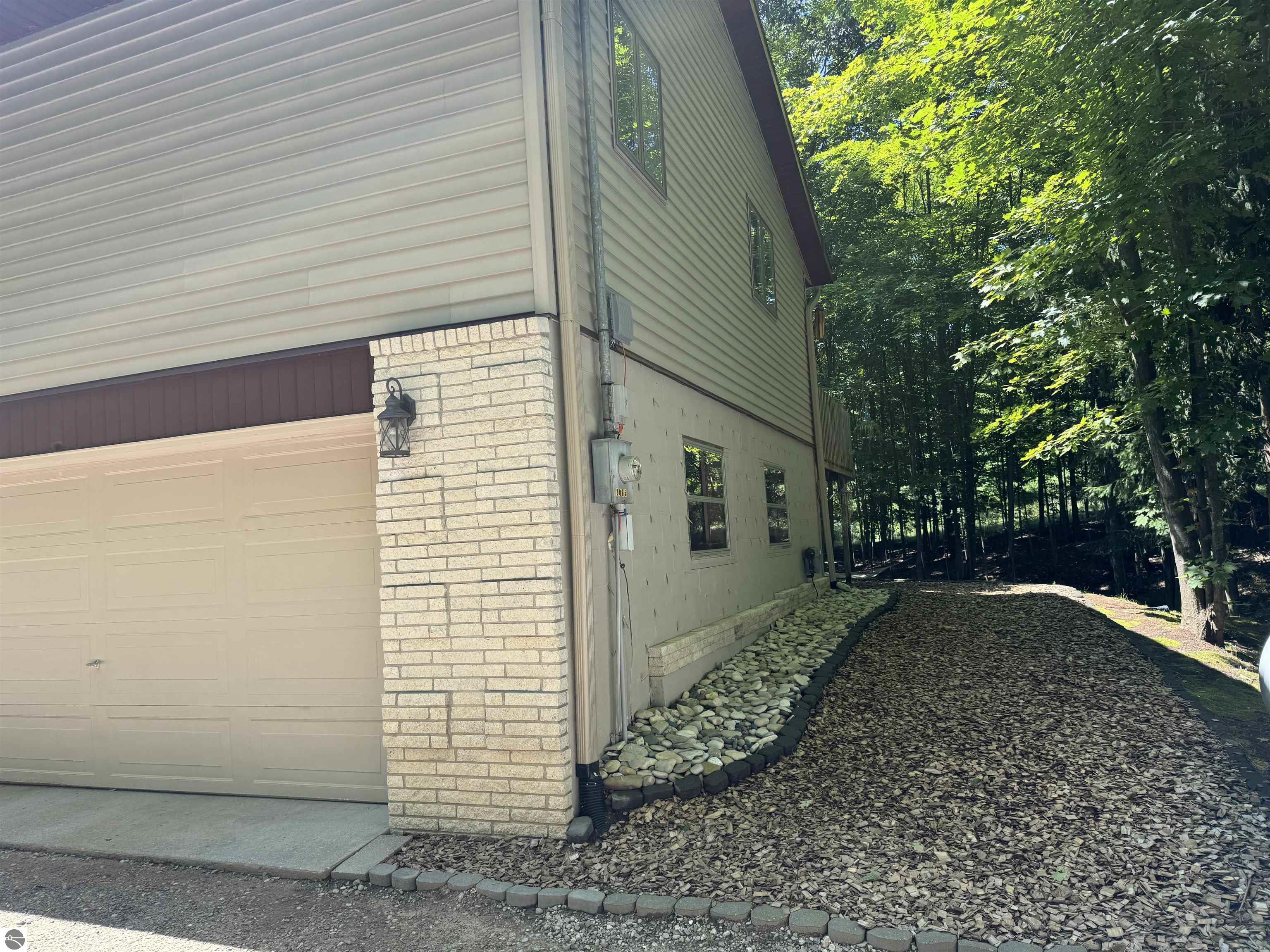 3885 Gaddi Drive
