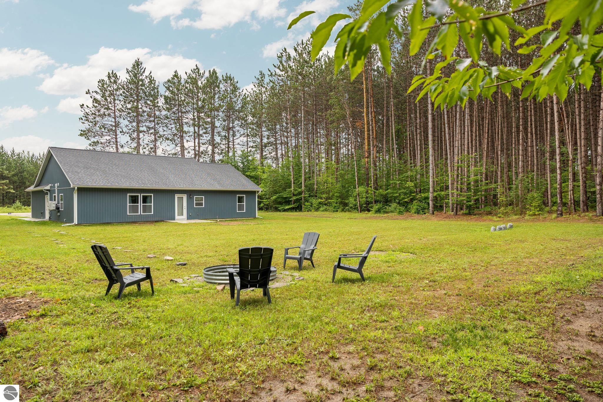 5125 NE Myers Road