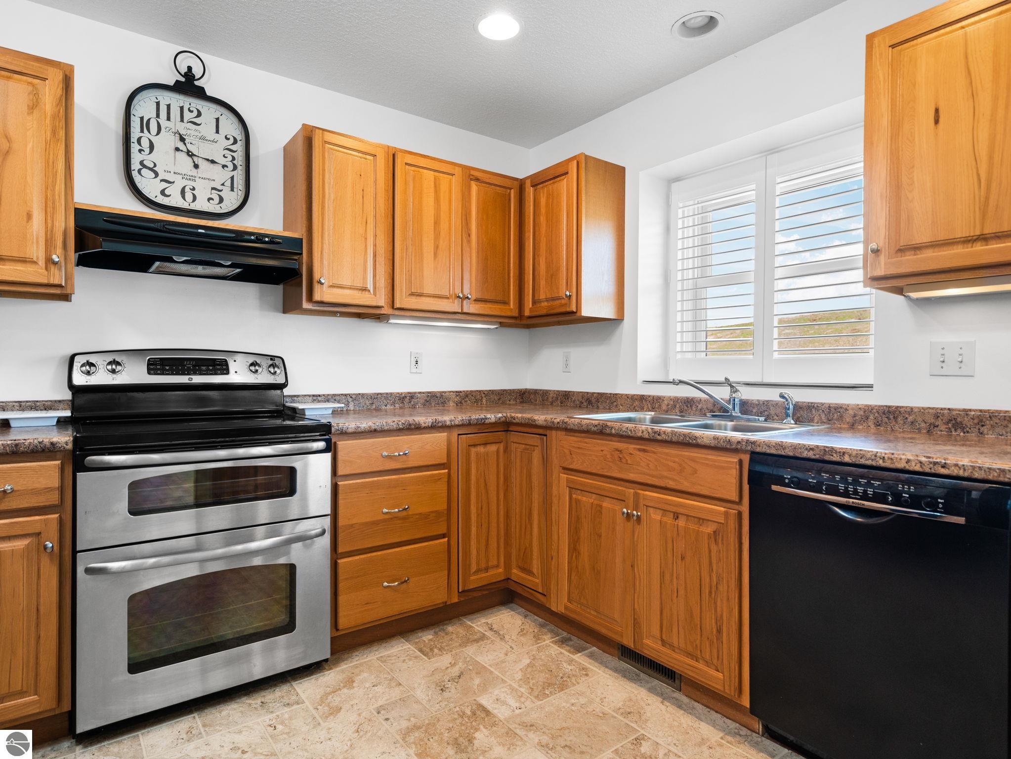 7031 Applewood Drive