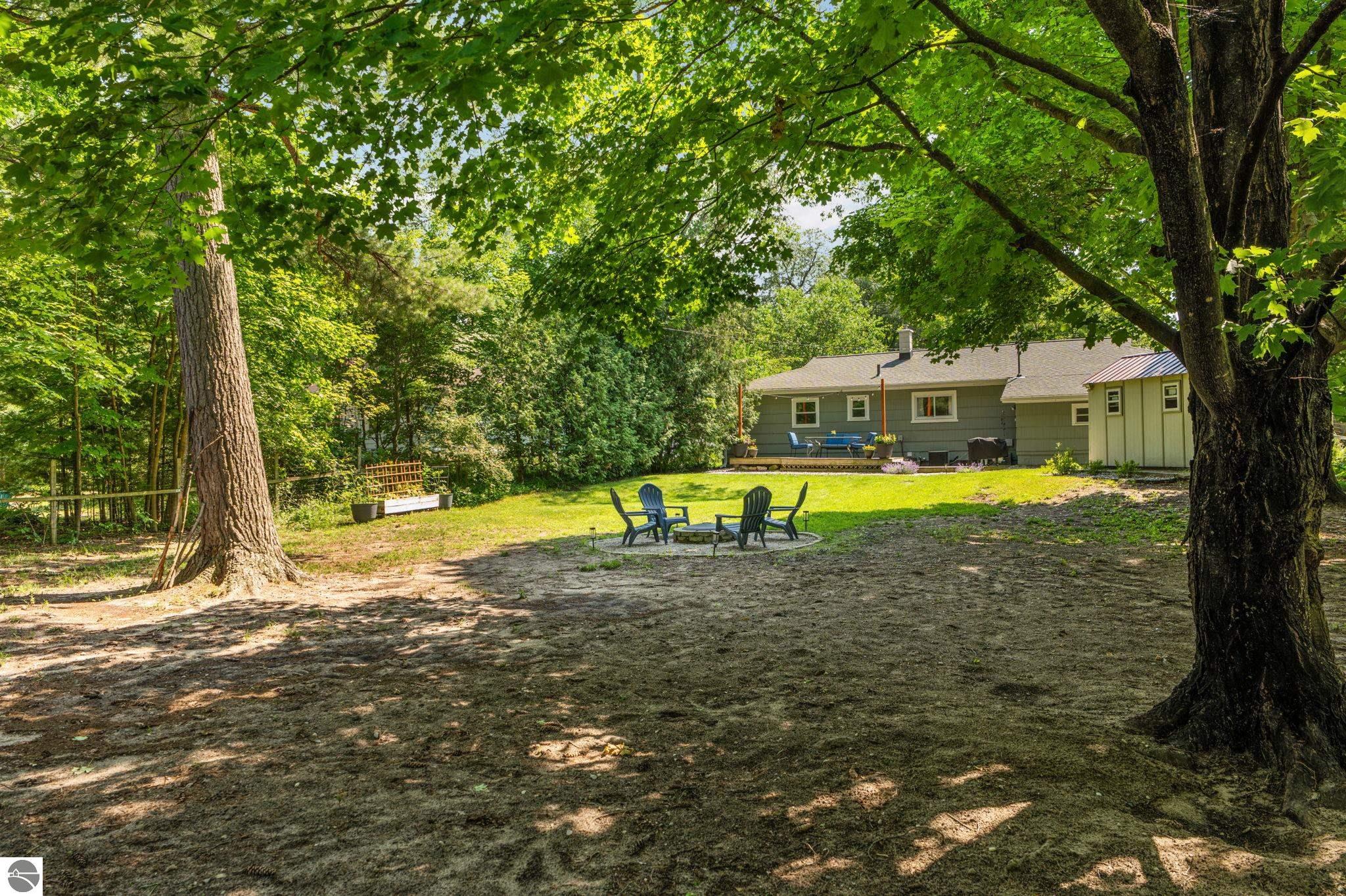 875 Indian Trail Boulevard