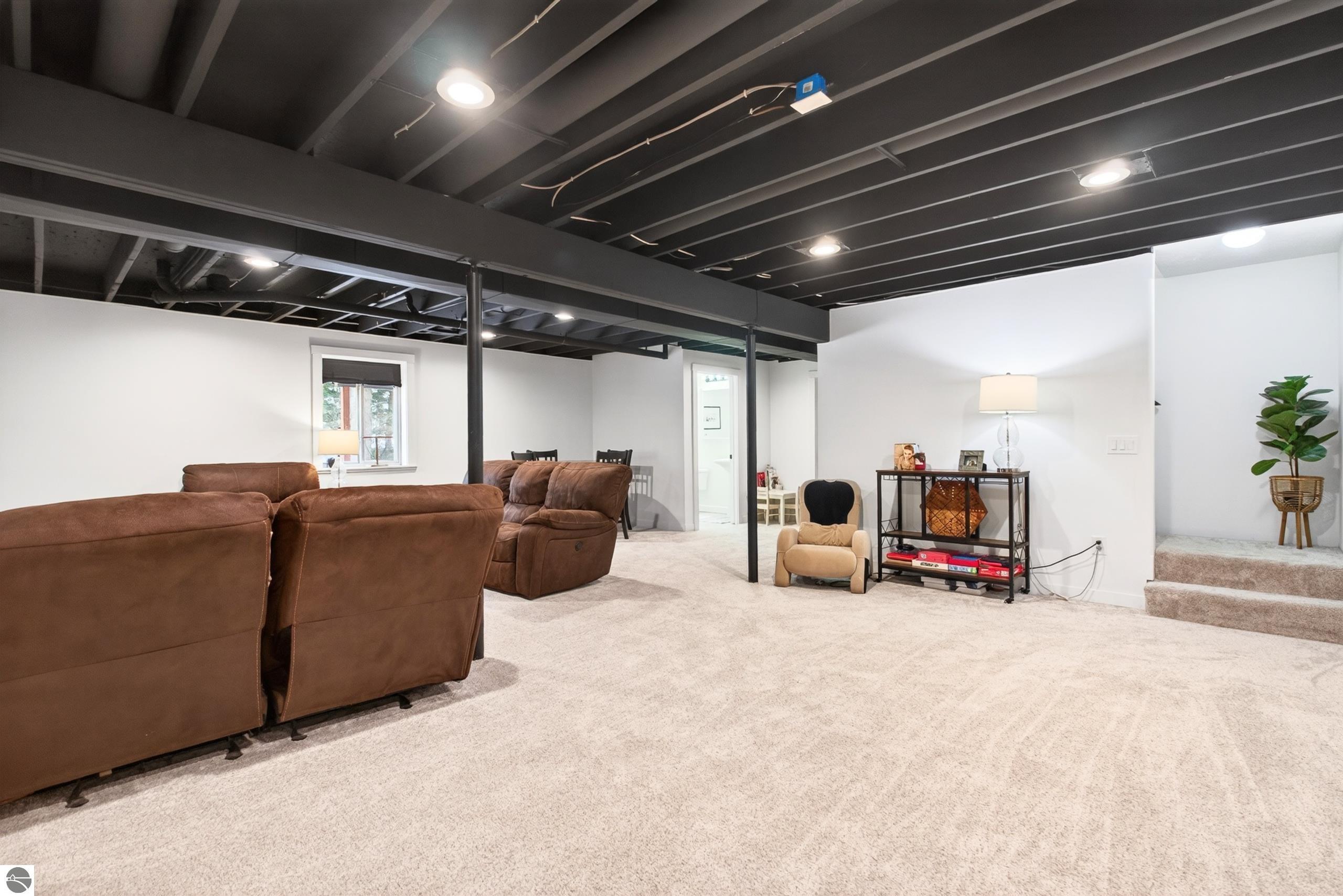 1970 Sparrow Drive