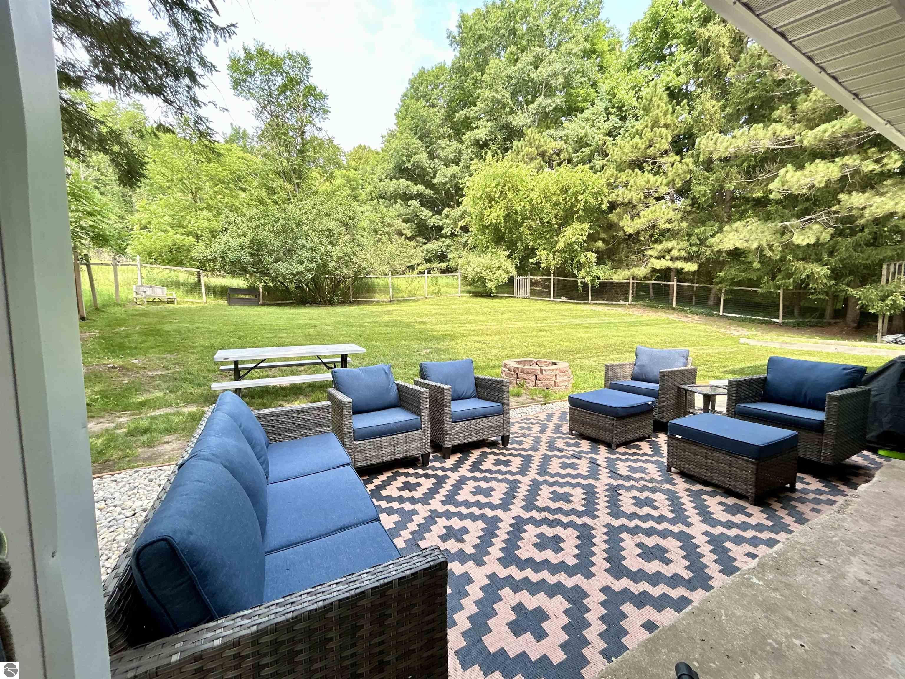 8408 S Schomberg Road