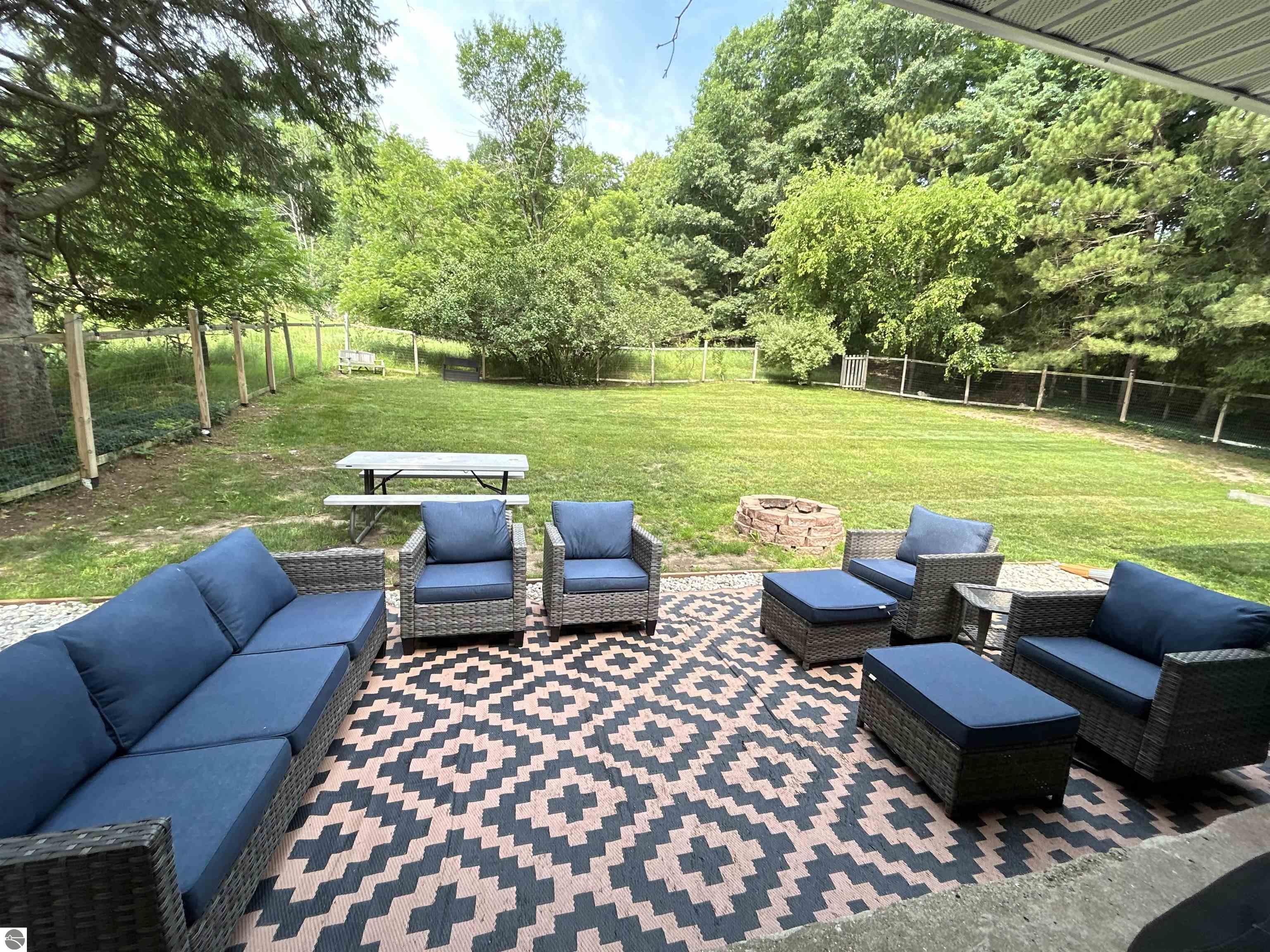 8408 S Schomberg Road