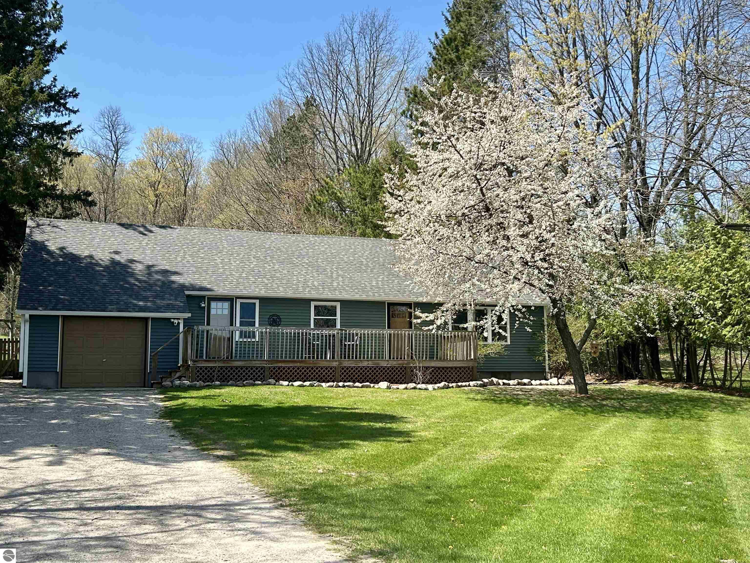 8408 S Schomberg Road