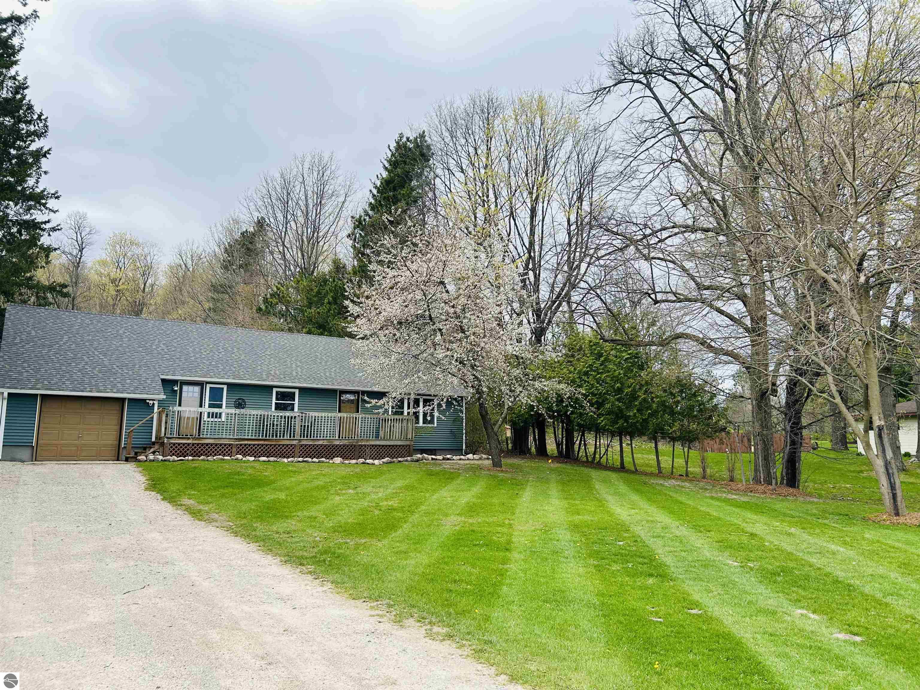 8408 S Schomberg Road