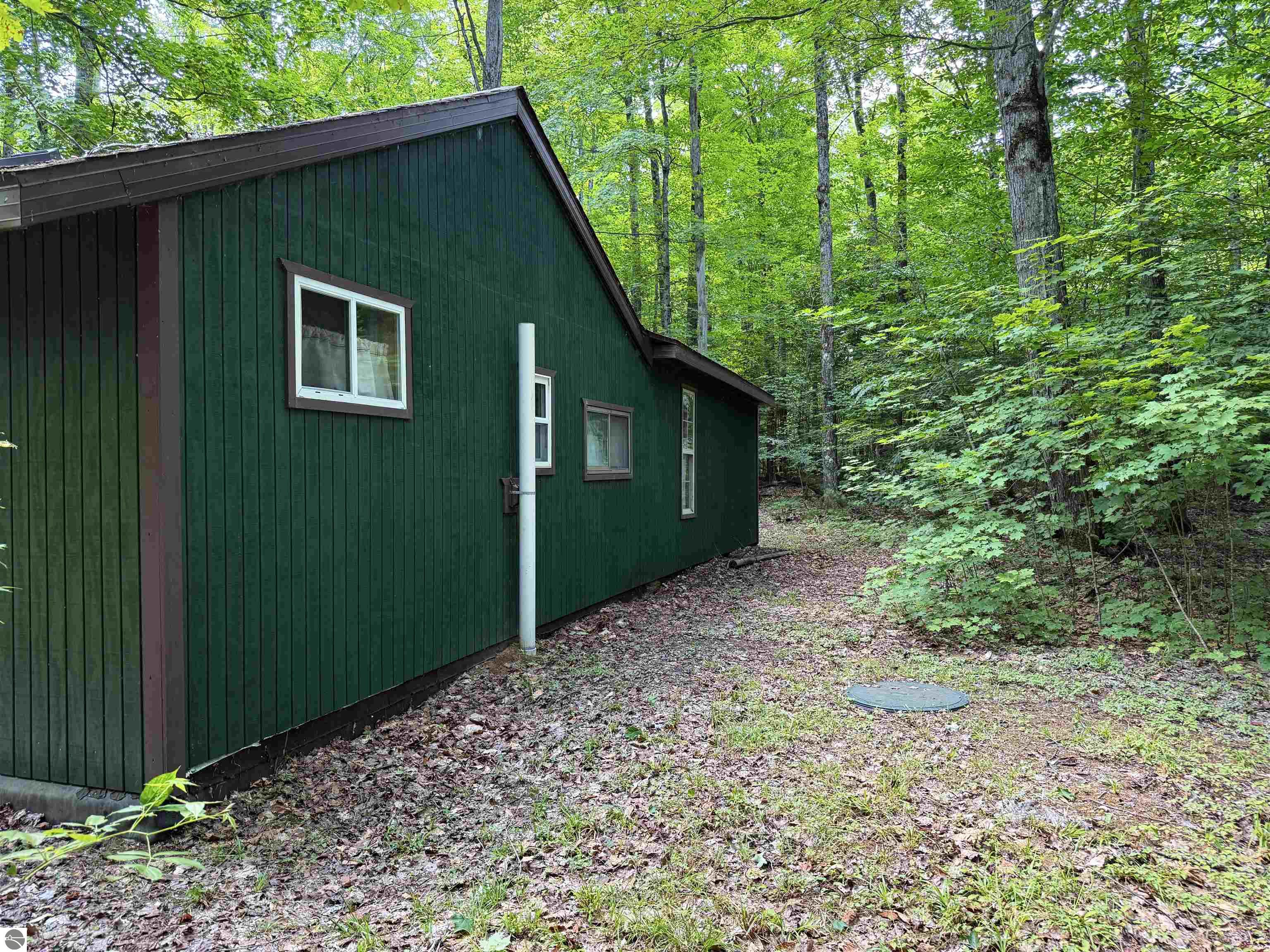 5333 SE Wintergreen Trail
