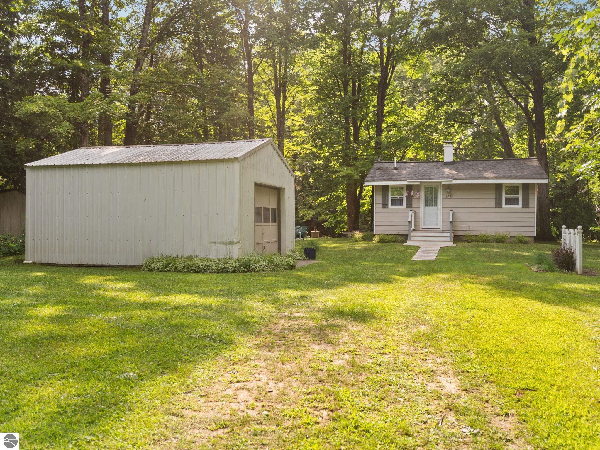 13773 SW Spring Creek