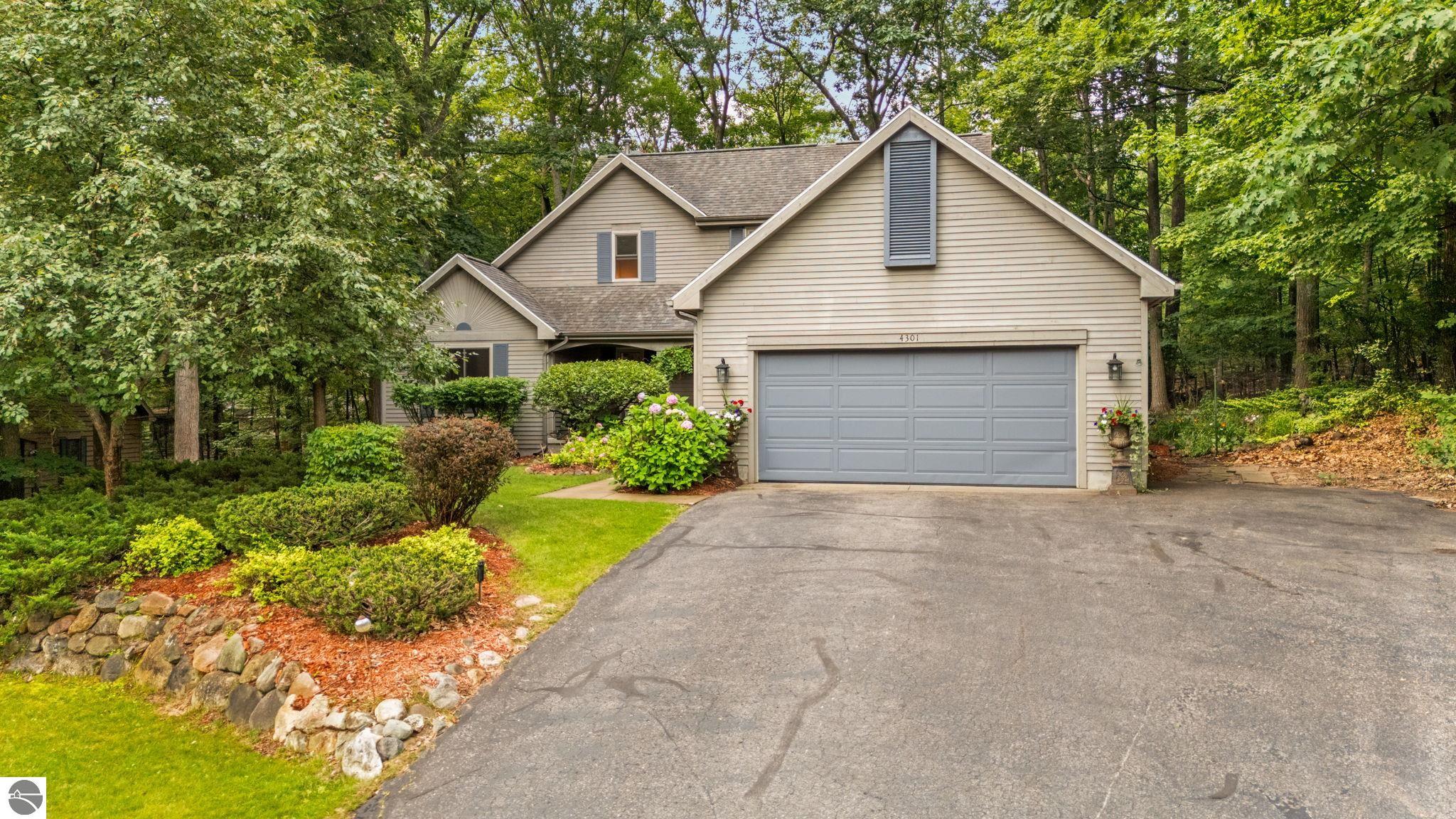 4301 Paper Birch Lane