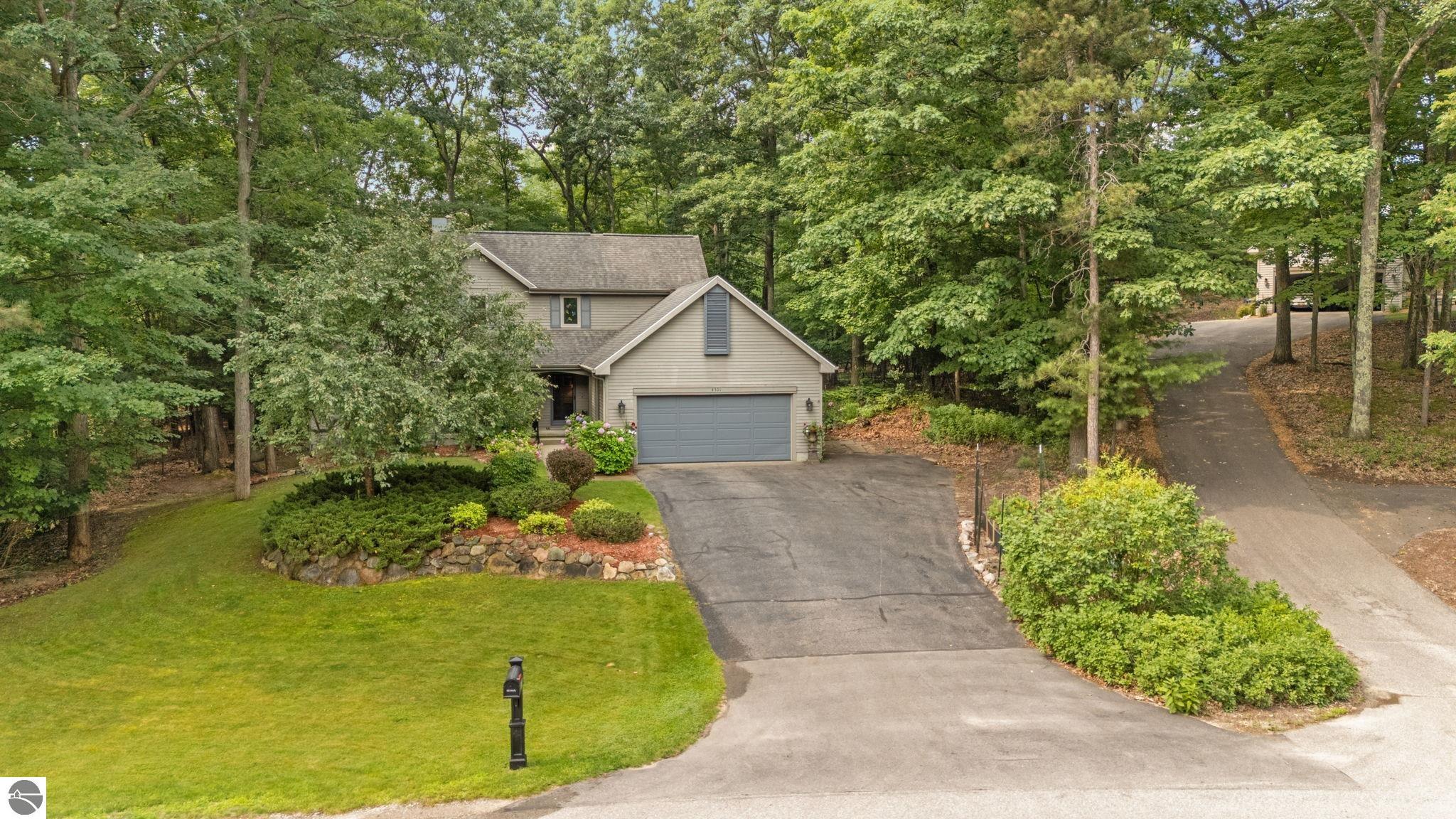 4301 Paper Birch Lane