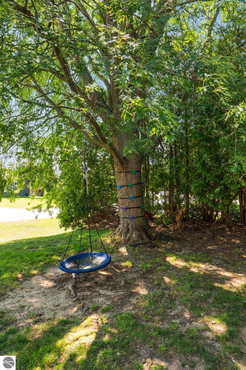 1216 Valley Drive