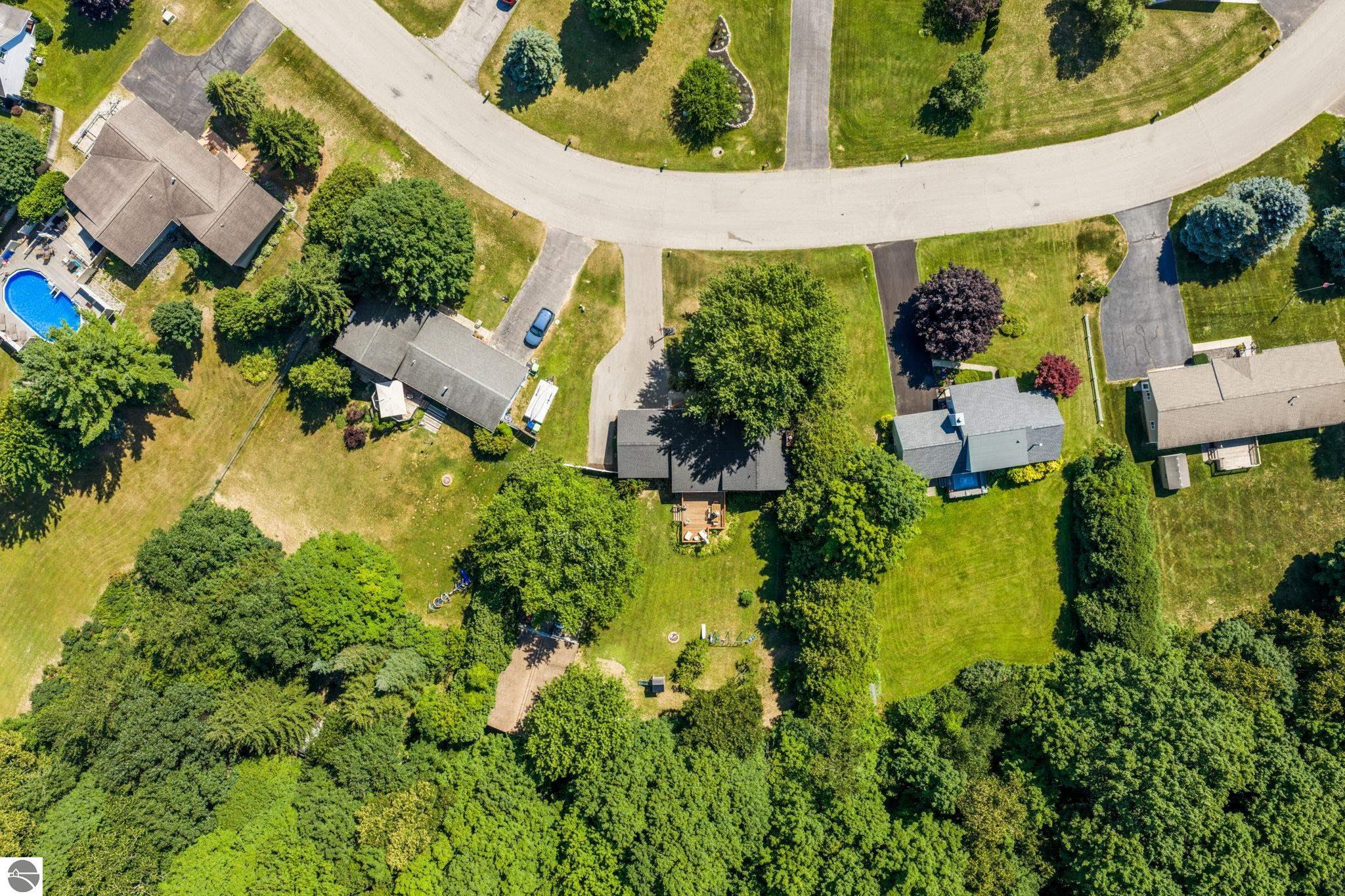 1216 Valley Drive