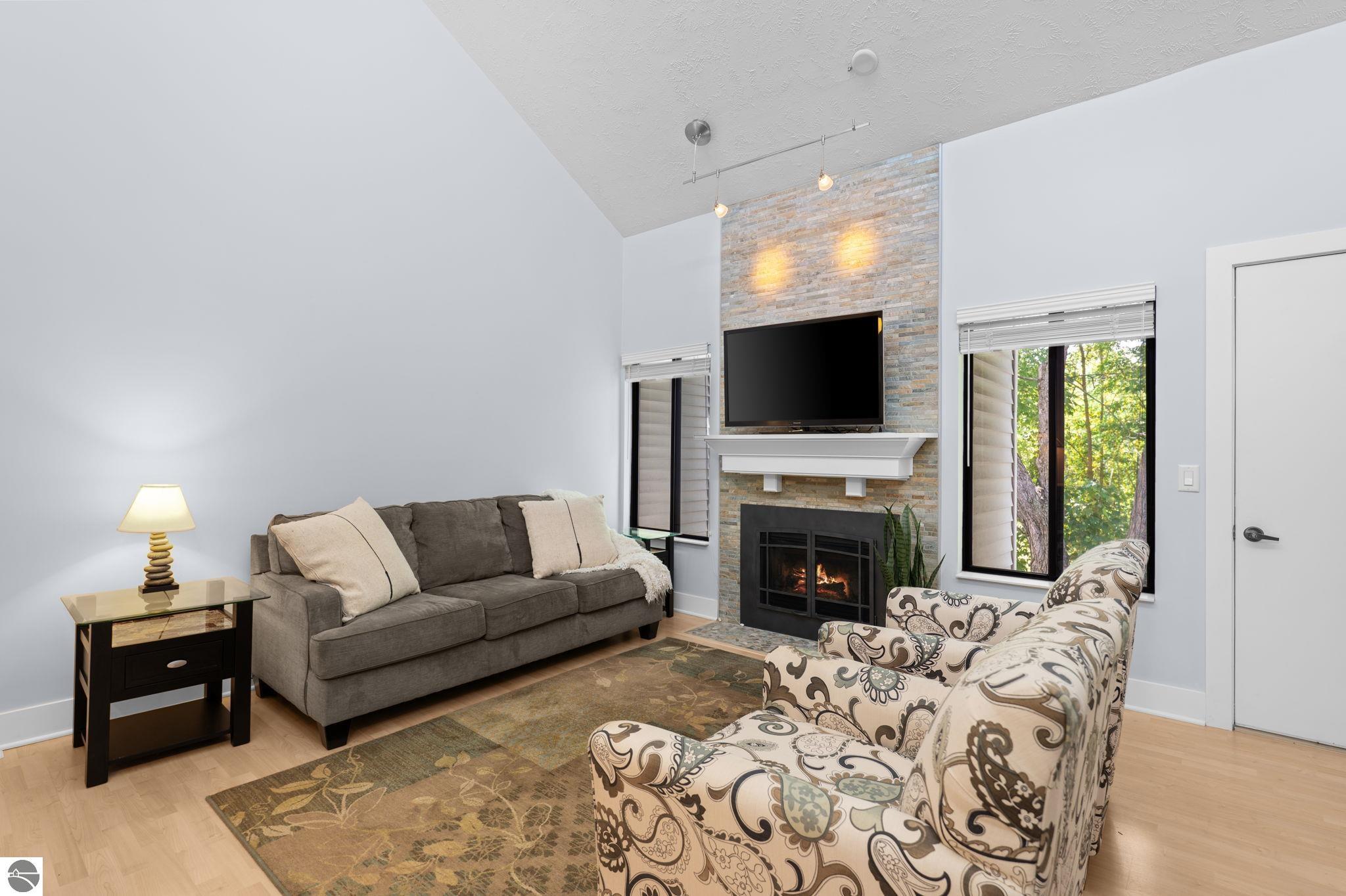 13662 S Thorn Creek Drive