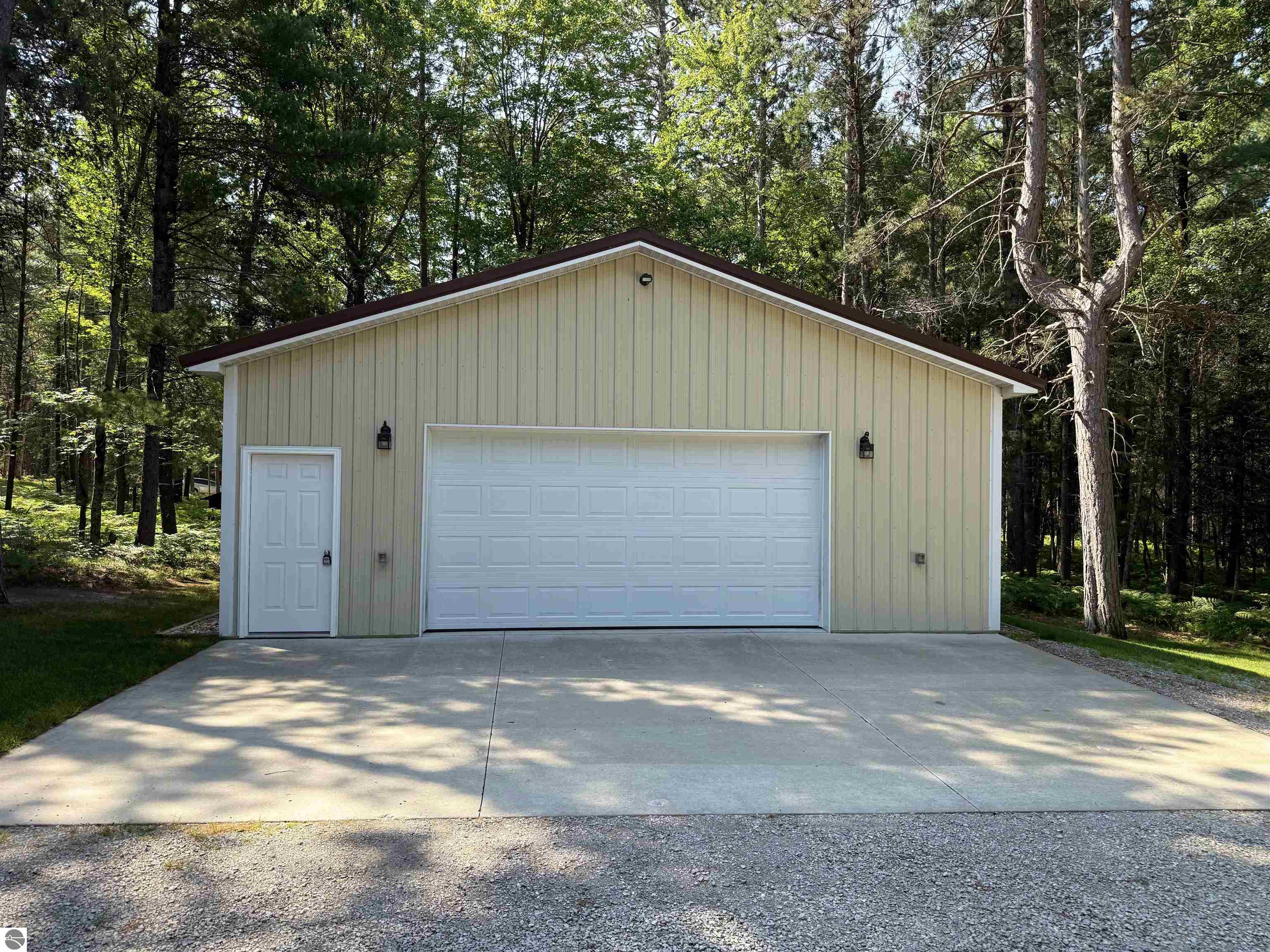 2406 Serenity Pines