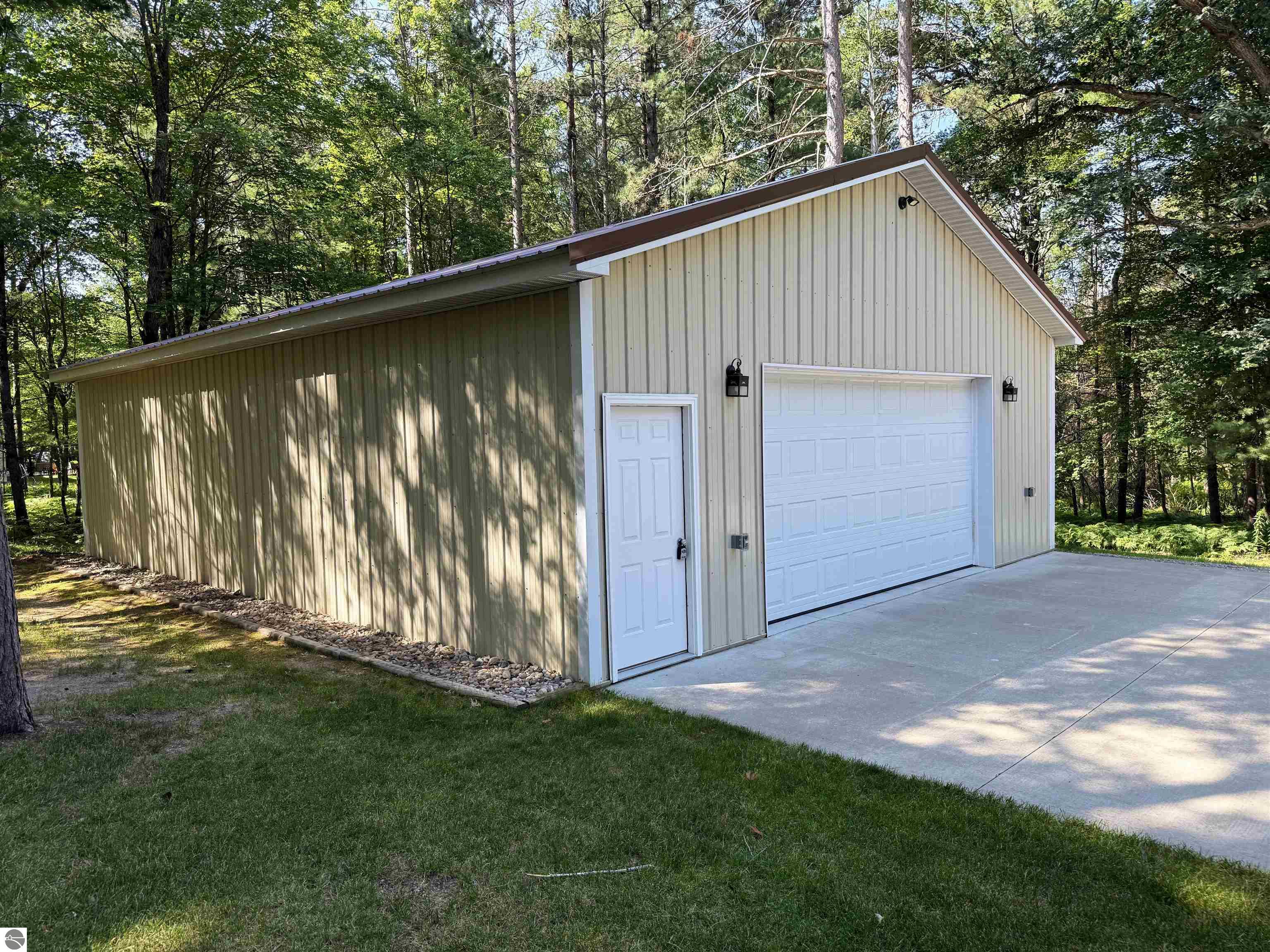 2406 Serenity Pines
