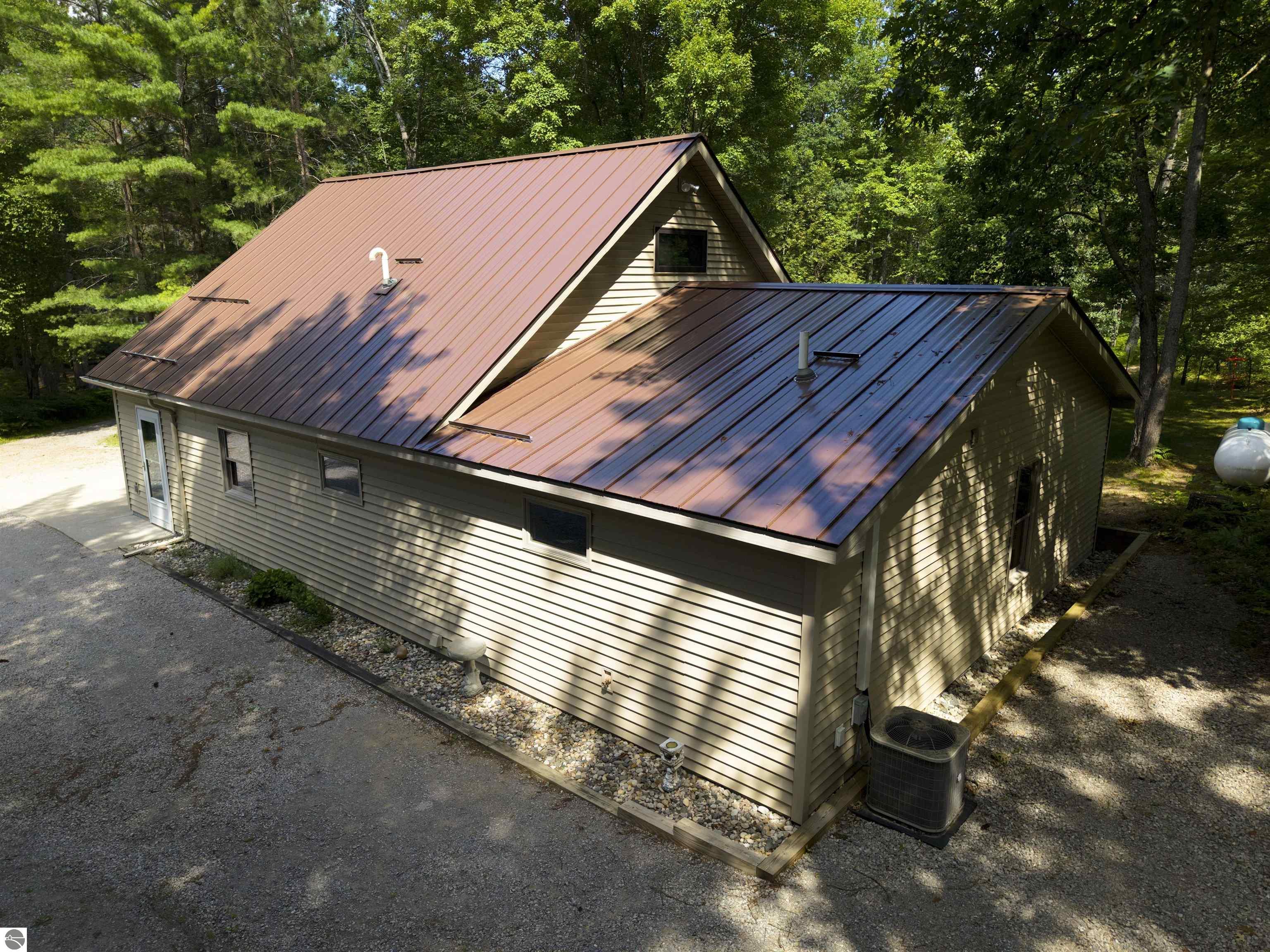 2406 Serenity Pines