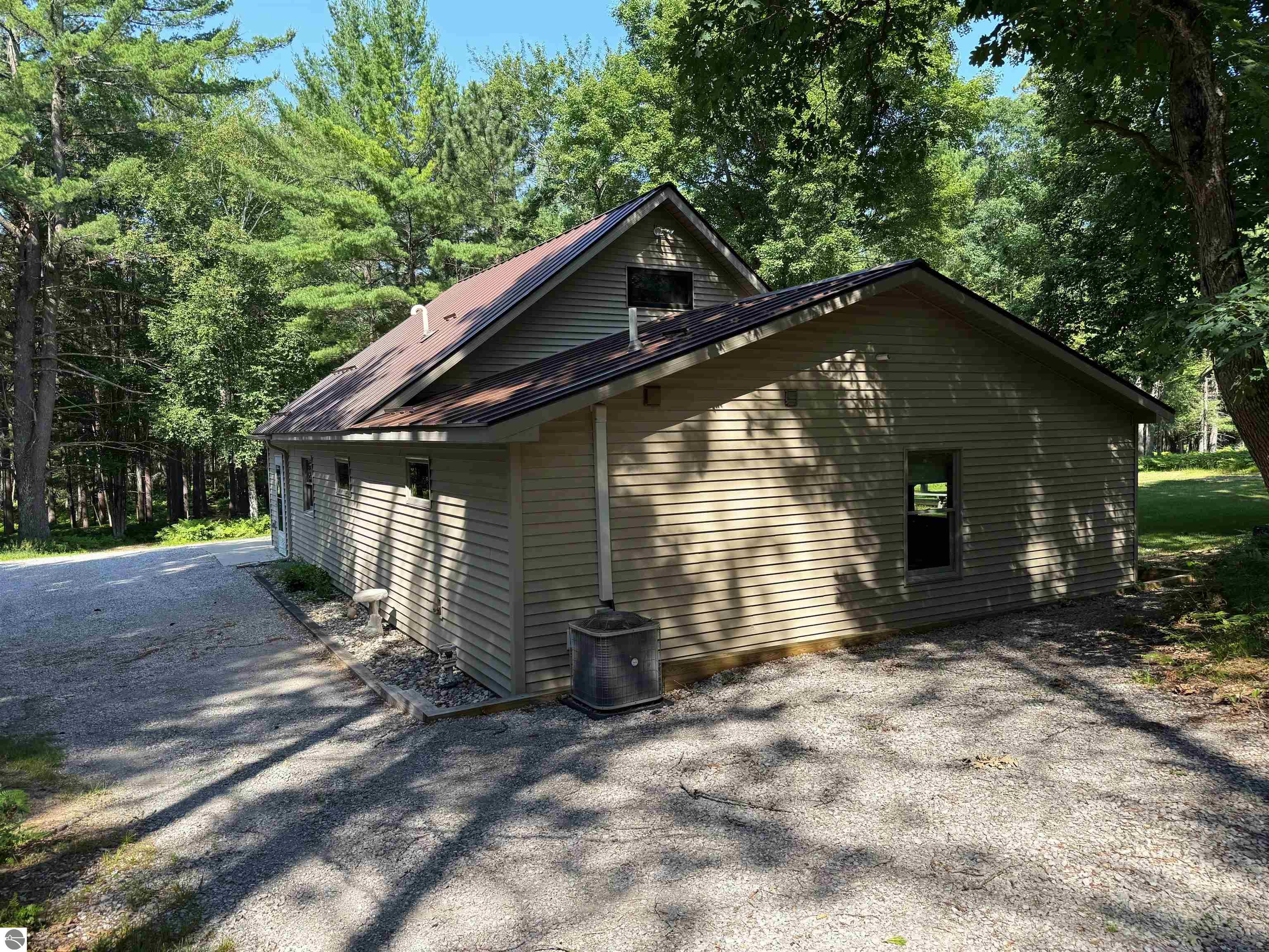 2406 Serenity Pines