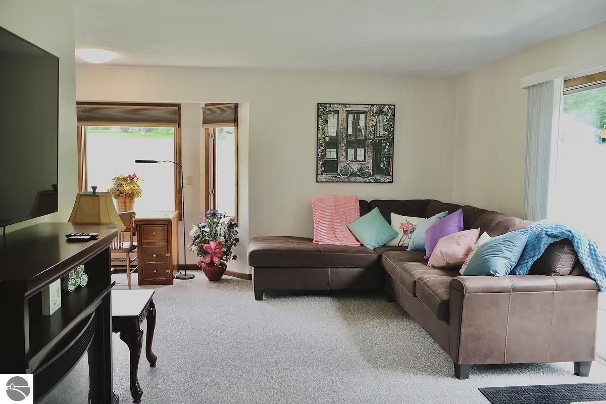 3832 Prouty Road