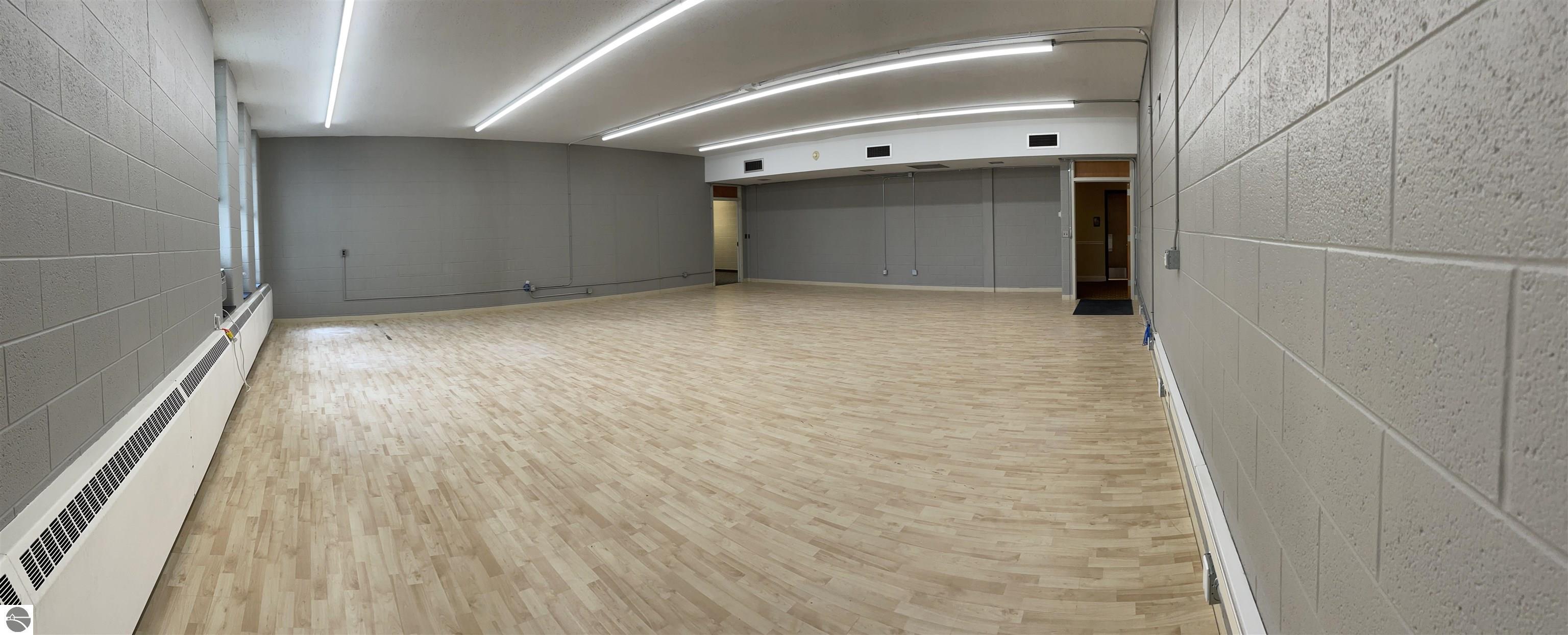 1200 W Eleventh