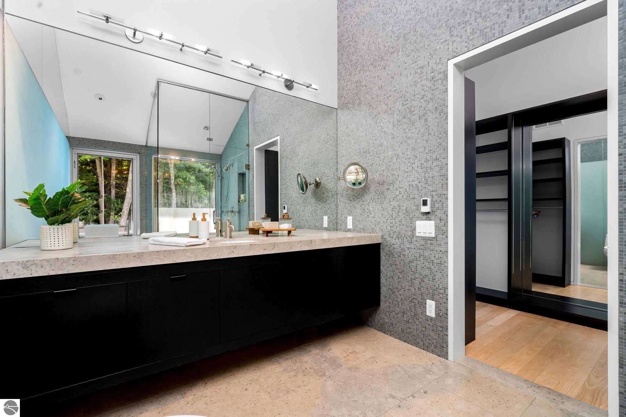6238 Winters Trail