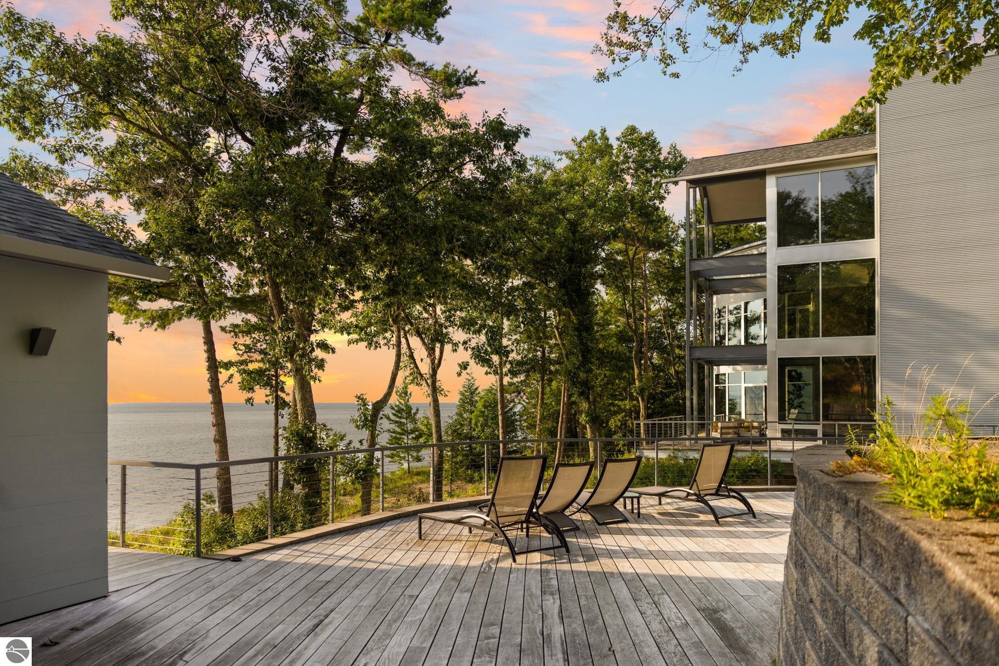 6238 Winters Trail