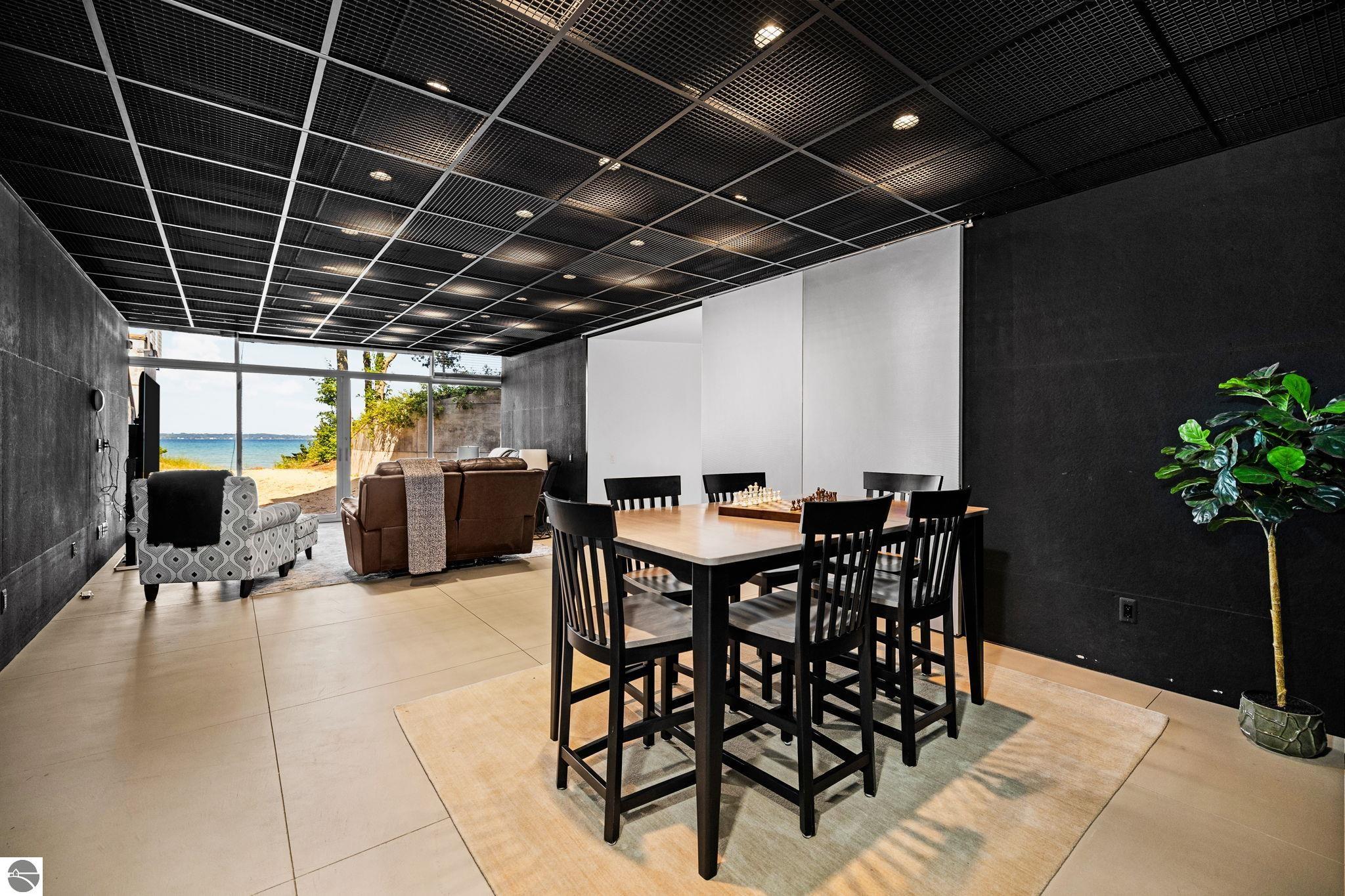 6238 Winters Trail