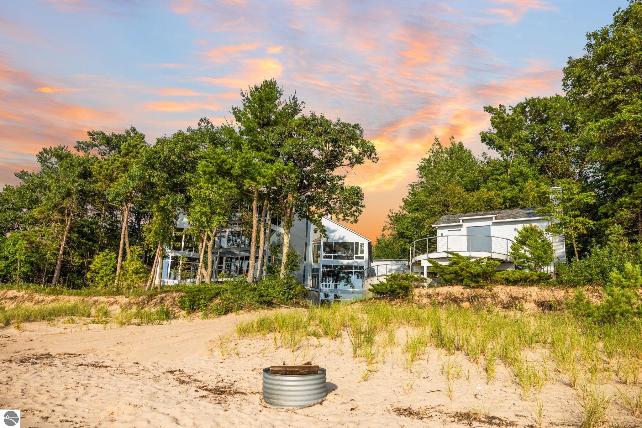 6238 Winters Trail