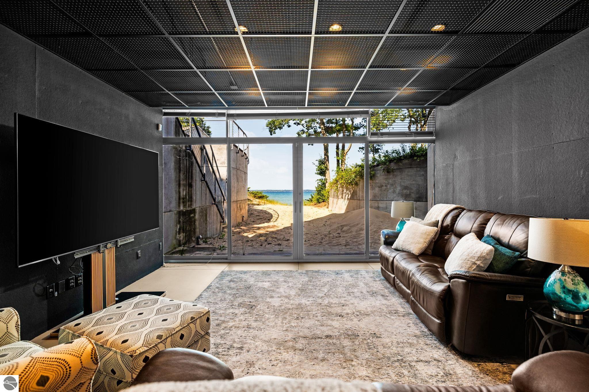 6238 Winters Trail