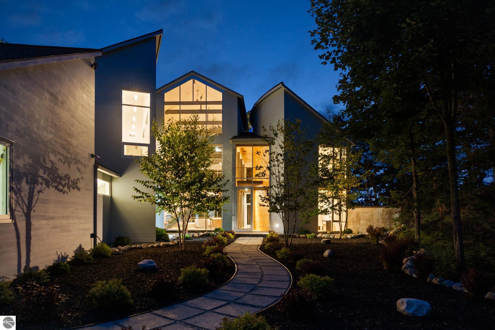 6238 Winters Trail