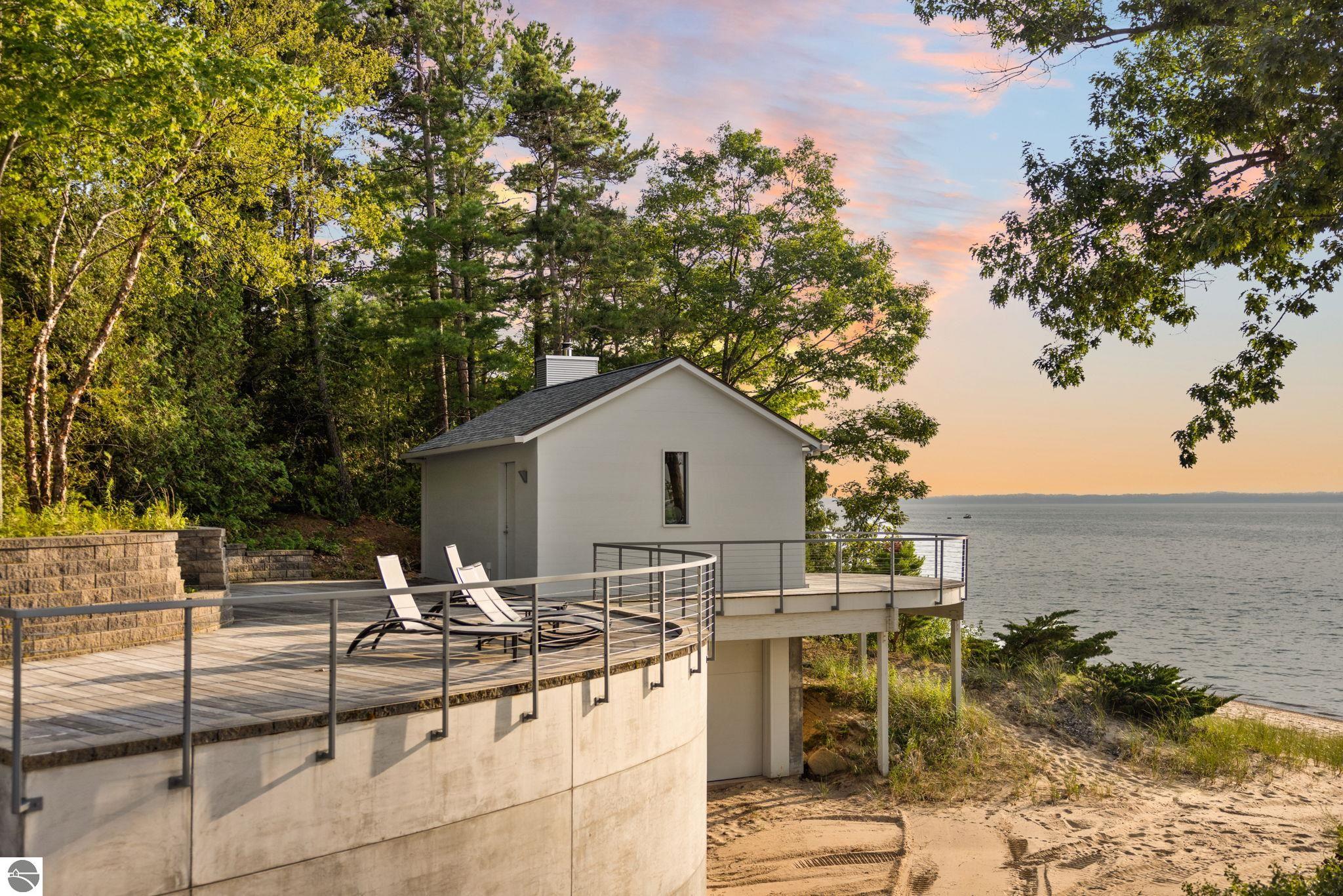 6238 Winters Trail
