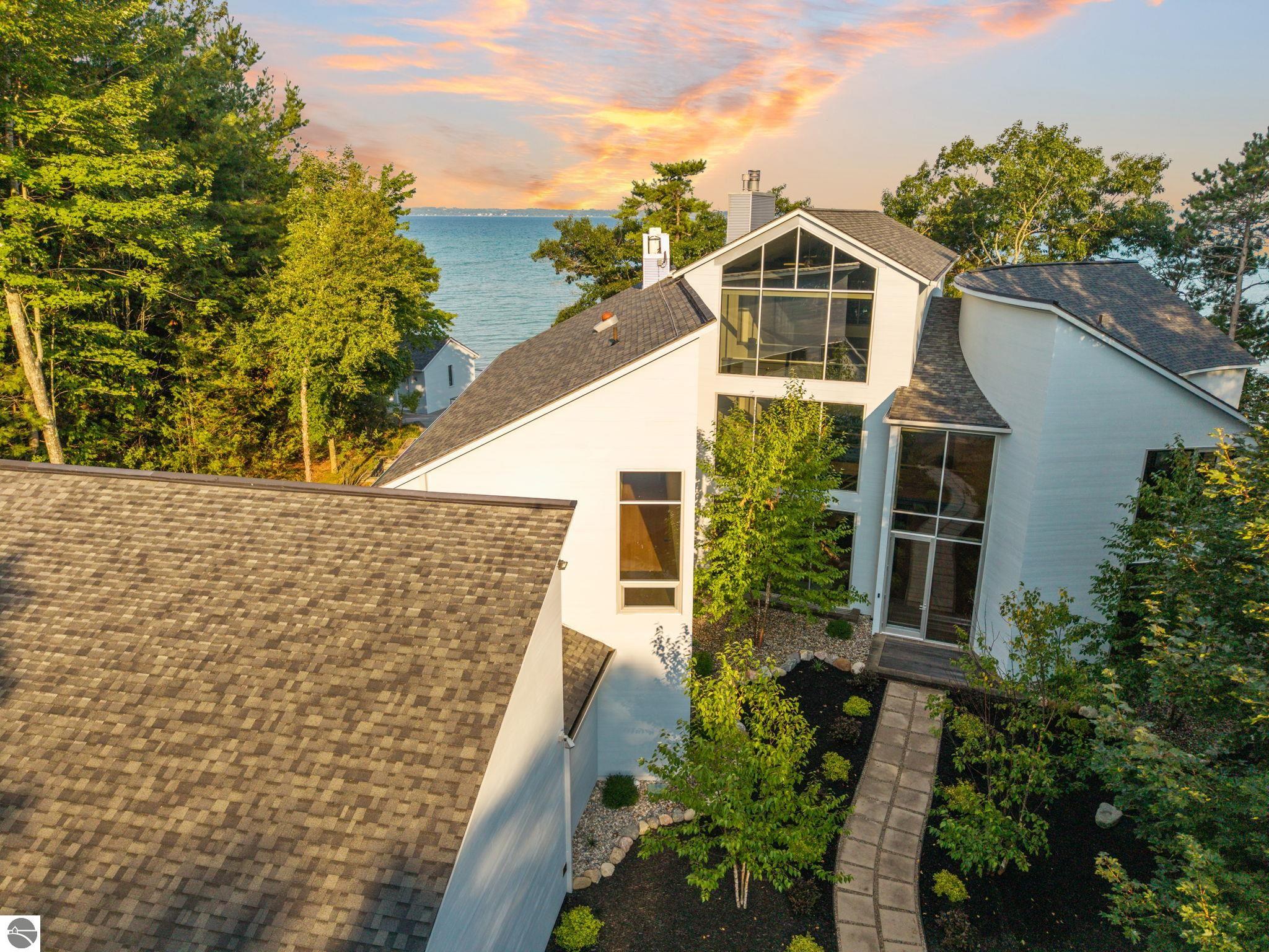 6238 Winters Trail
