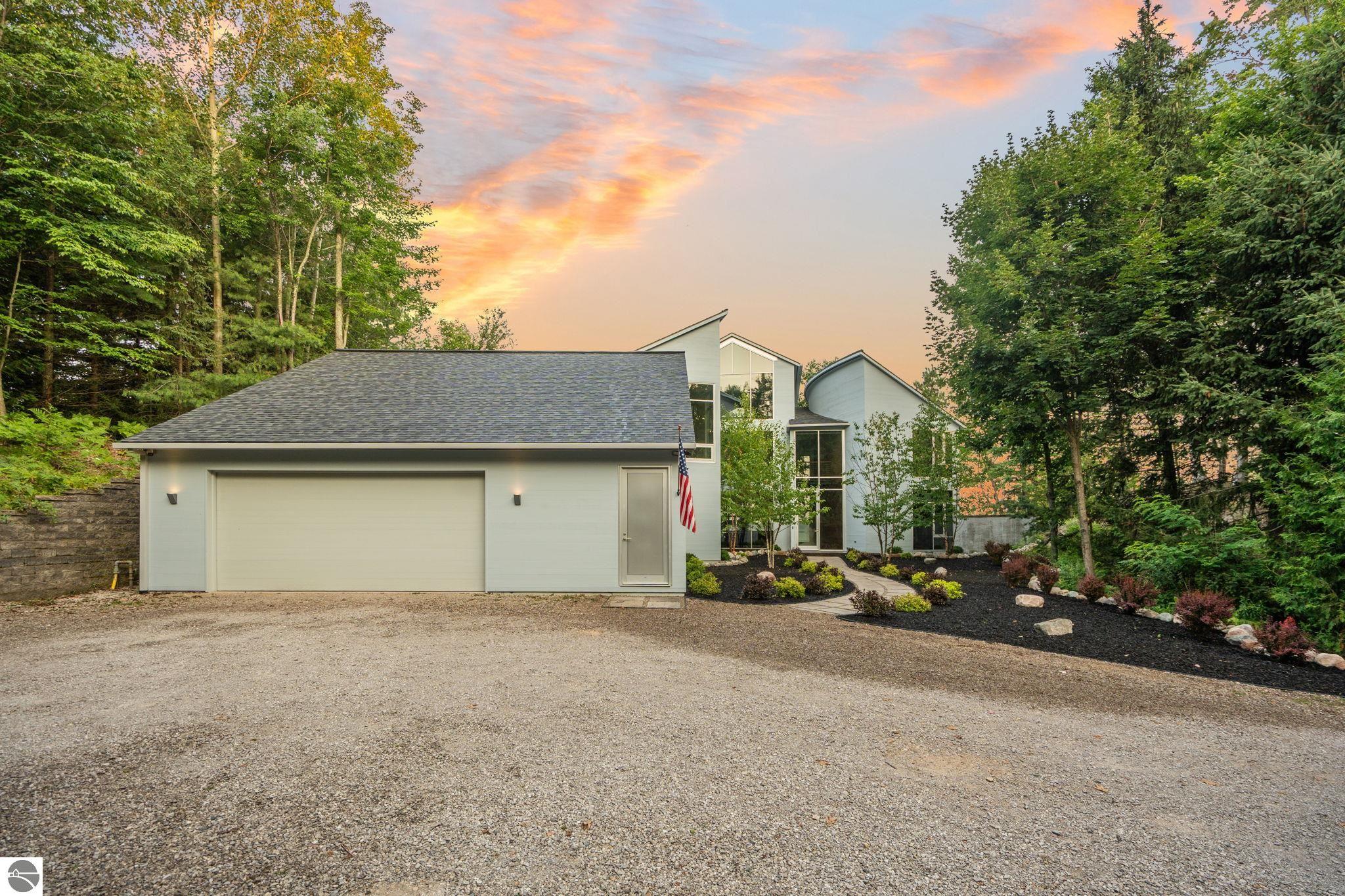 6238 Winters Trail