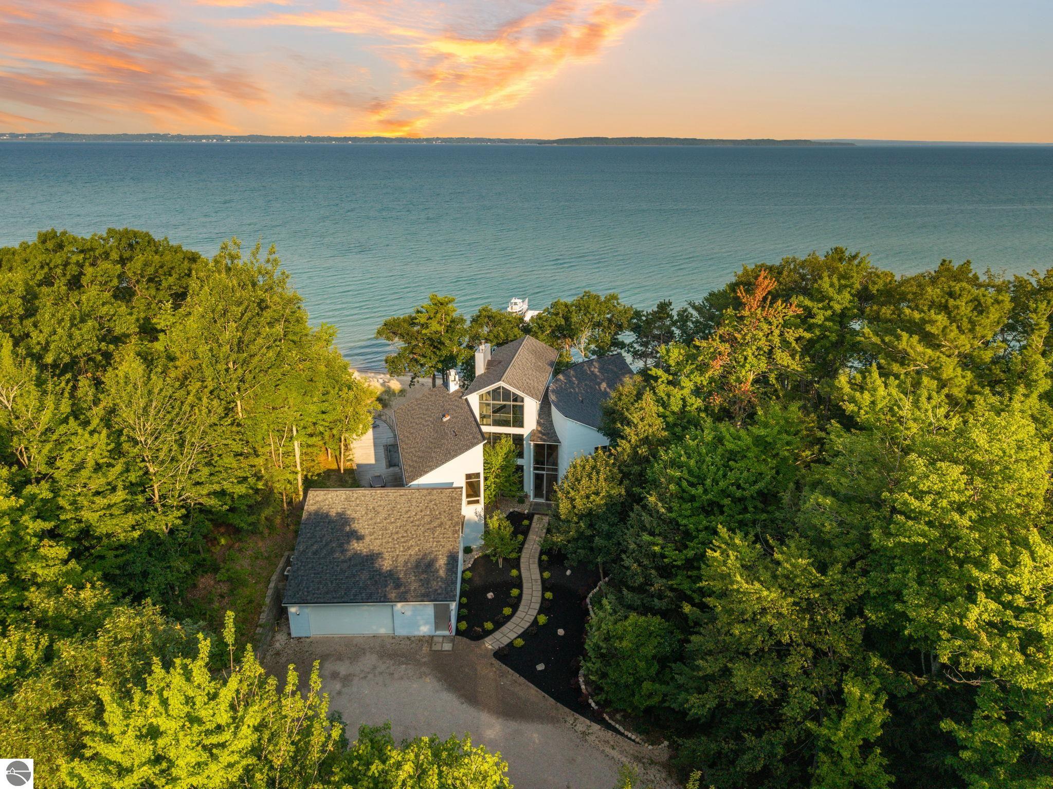 6238 Winters Trail