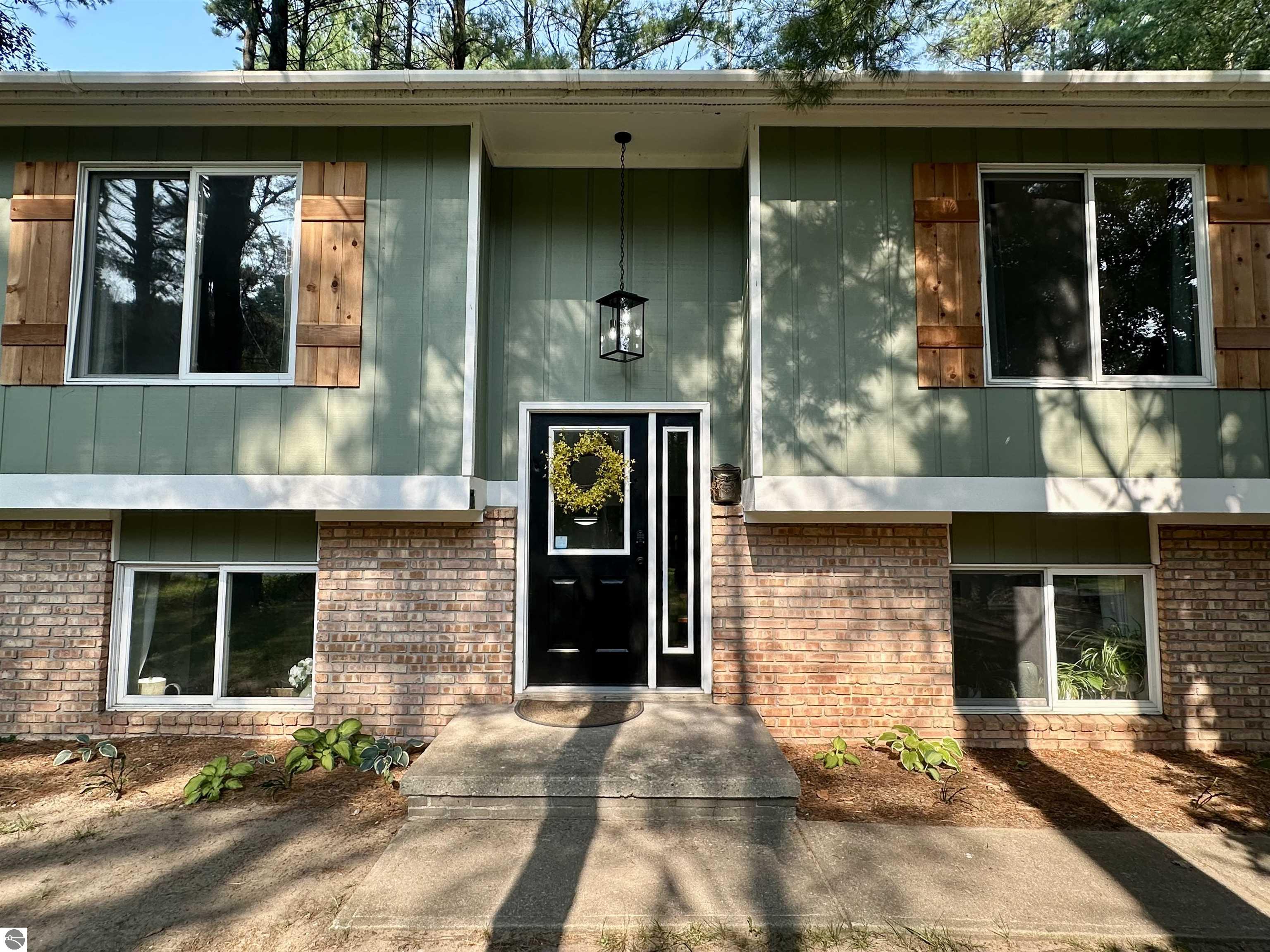 4591 Bridlewood Drive
