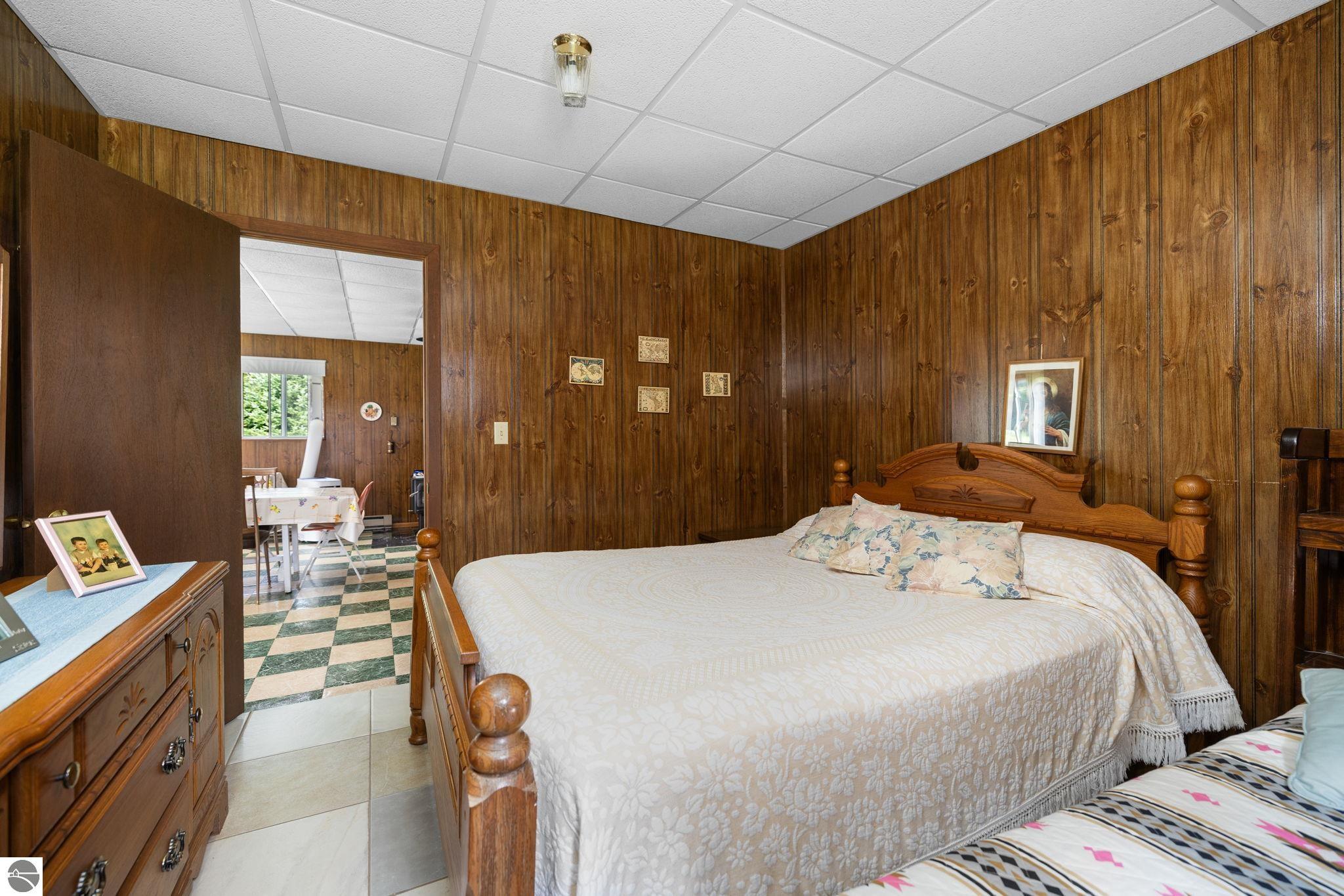6726 S Snyder Road, SW