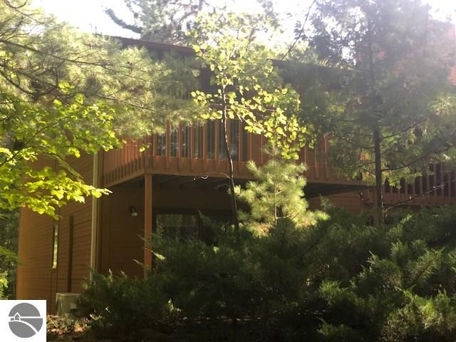 3814 Maid Marian Lane